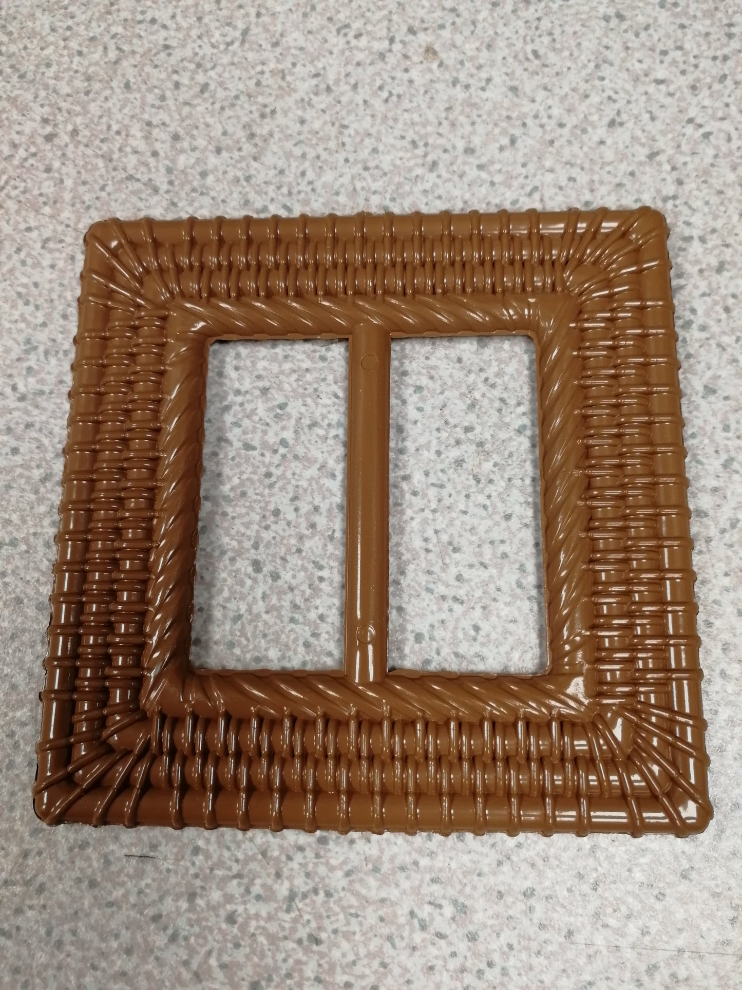 Plastic Rattan Buckles, Plastic Buckles, Rattan Buckles, Brown Buckles, Imitation wicker buckle, wicker buckle