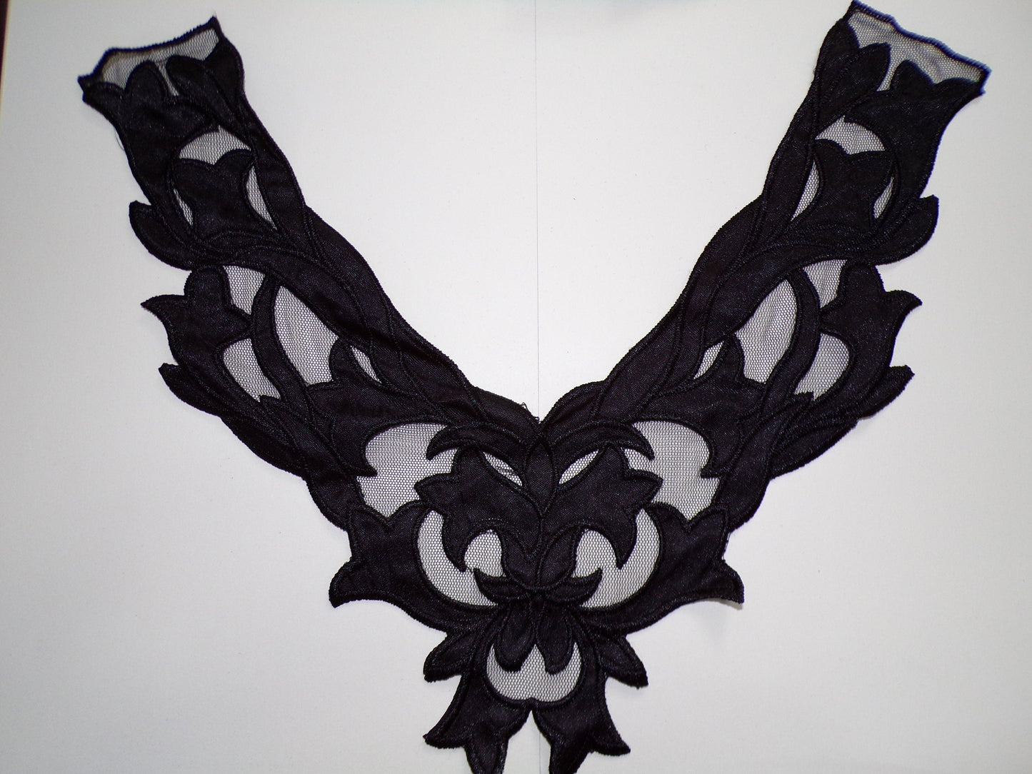 Black Neck Trim, Floral neck trim, Velvet mesh neck trim, Velvet Applique for dress, top