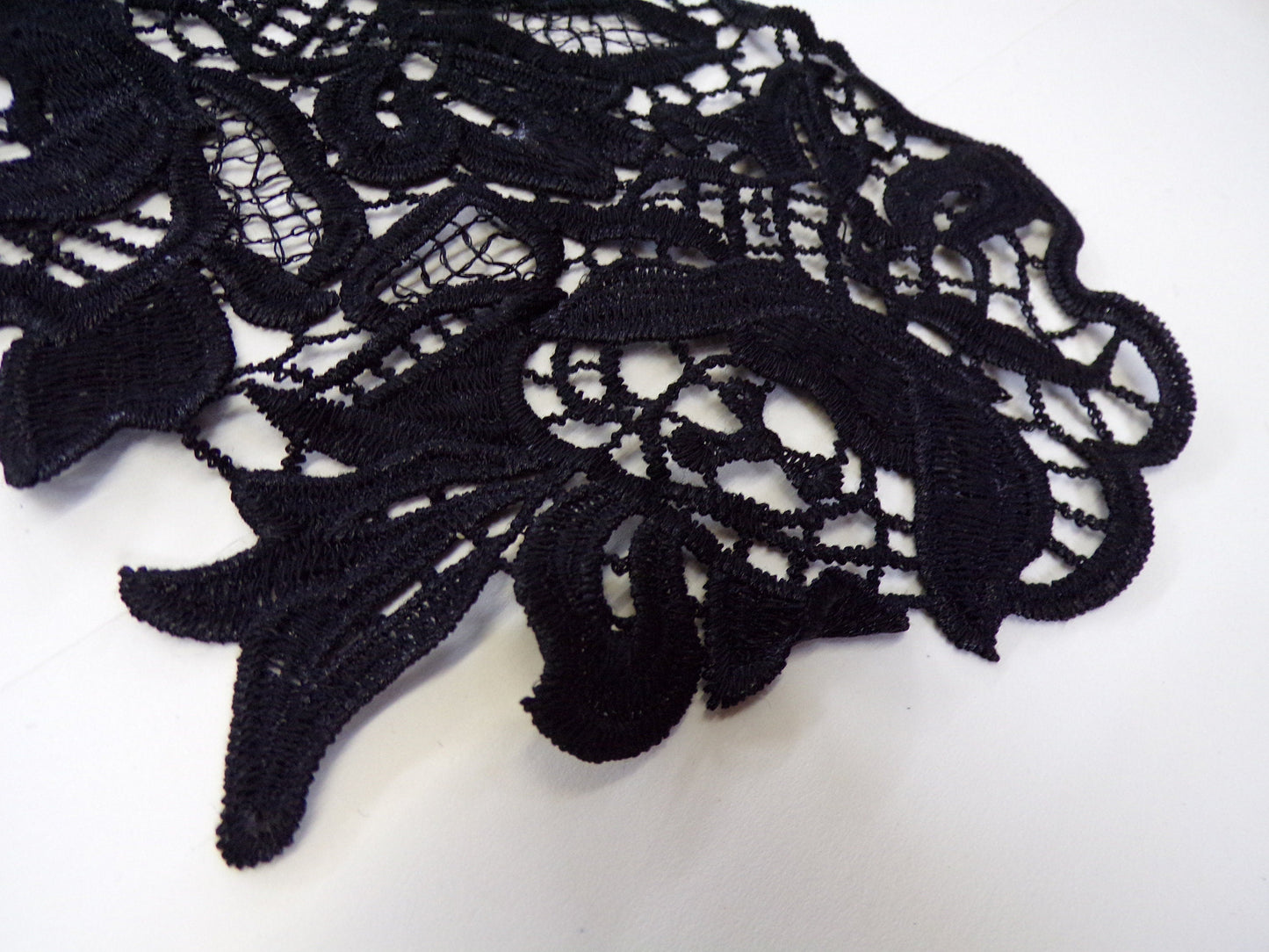 Black Elegant Guipure Trim 16.5 mm, Decorative Floral Patch for tops, dresses, dancewear, underwear, Sewing Craft, Bust trim
