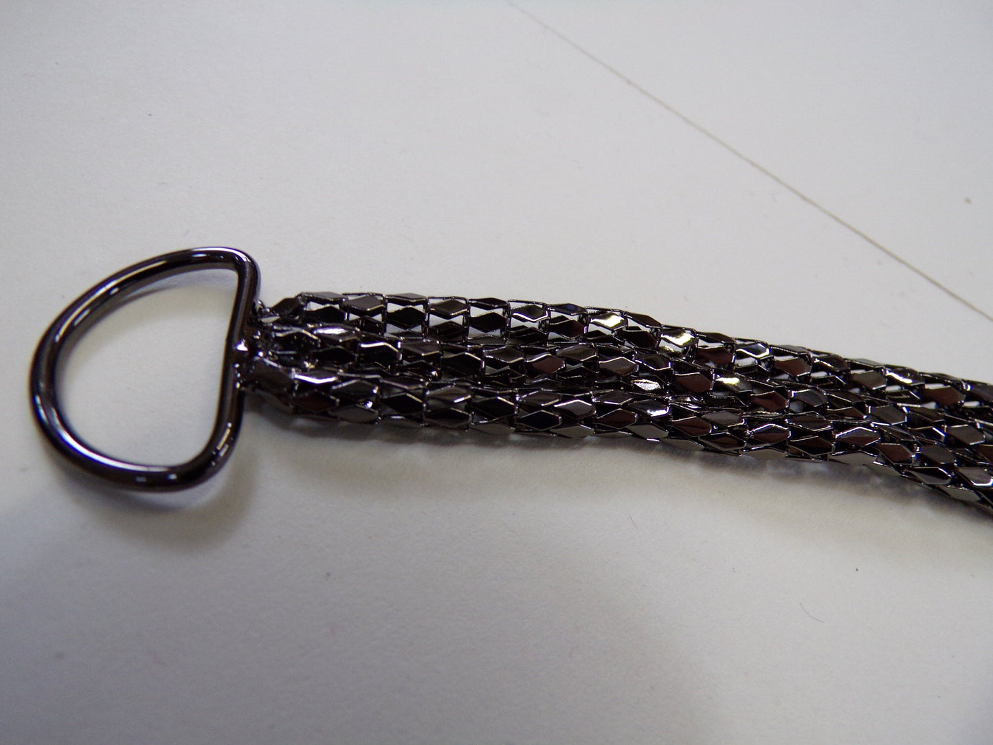 Metal figure 8 Necklace, Neck Trim, vintage accessory, metal