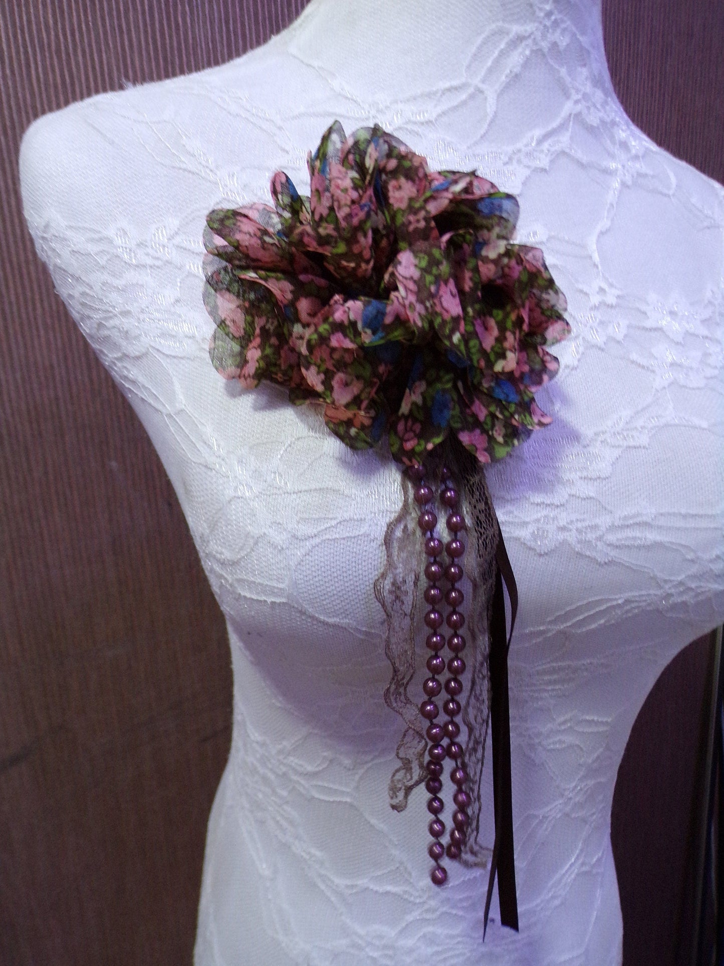 Flower Brooch, Wedding Corsage, Wedding Accessories, flowers, corsages, flower brooches, roses