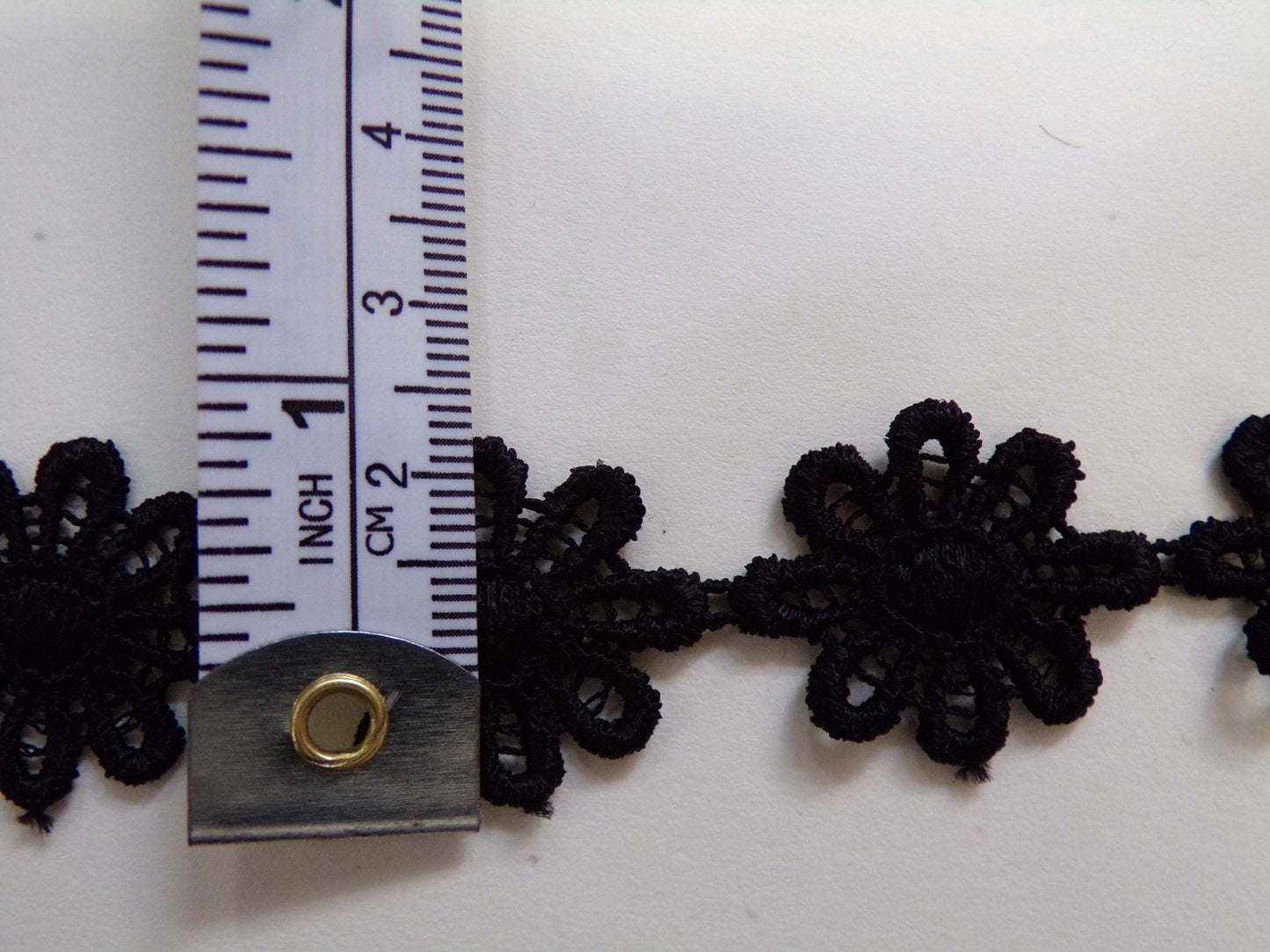 20mm Daisy Trim, Black Floral Thin Trim, Floral Lace, Decorative Trim, Lace Tape Trim, Decor, Craft, Daisy tape, Daisy trim, Daisy Lace