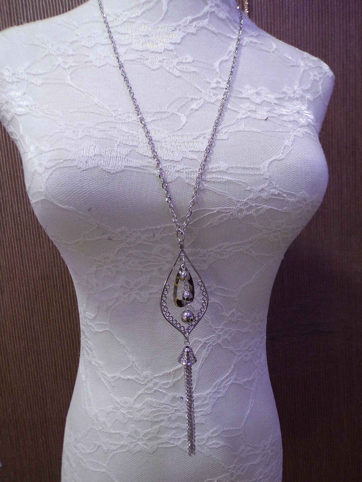 Beautiful Long Silver tone Necklace with beads & chain