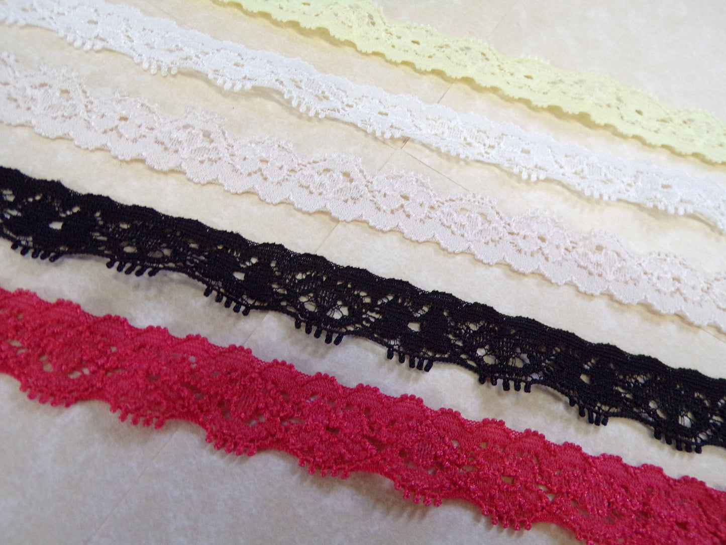 Stretch Lace Trim 1.5cm wide, Sewing, Ribbon, Craft, Dress, Lingerie