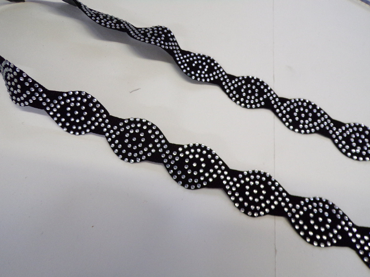 2 Mtr, Diamante Black Trim, Iron on, 2.5cm, diamanté stone iron on, diamanté trim, iron on diamanté, fashion trim