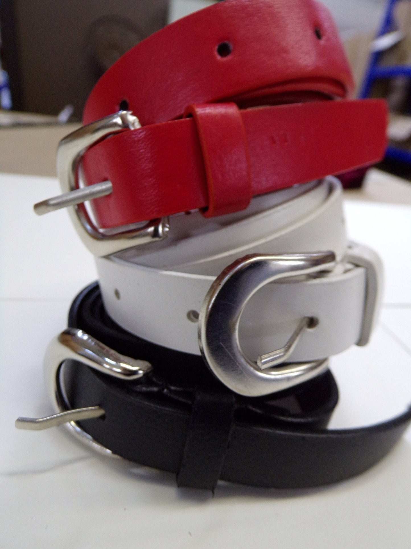 2cm Women's Skinny Belt -Thin Style -Black Red White - Jeans belt, Waist belt, Ladies Dress belt, Casual belt, Work belt, all purpose