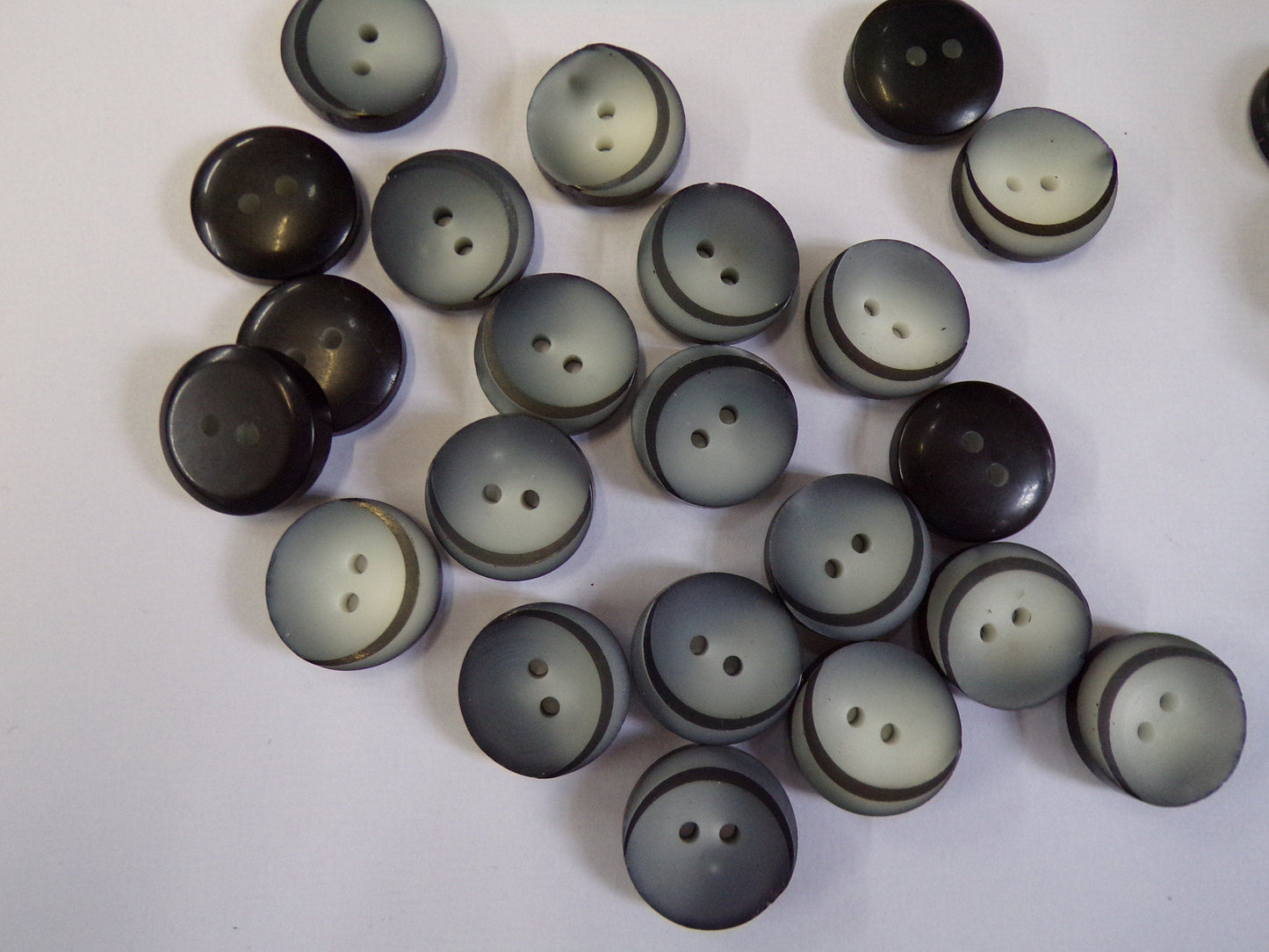 6pcs Matt Buttons with 3D Effect, 2-hole 18mm(28L) Gray Buttons, Black Buttons, Sewing Buttons