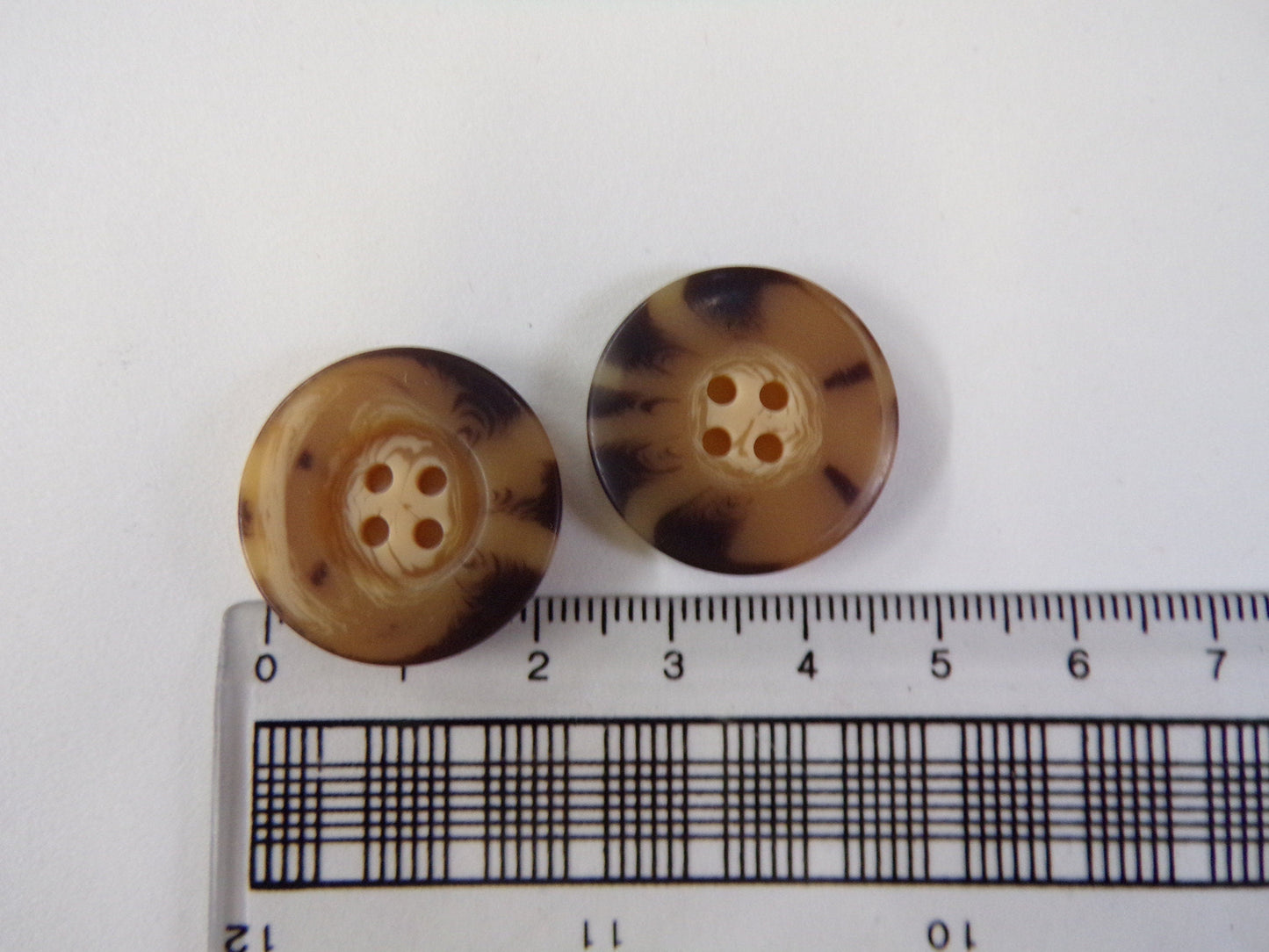 High quality Horn Buttons 23mm 36L 2 or 4 hole