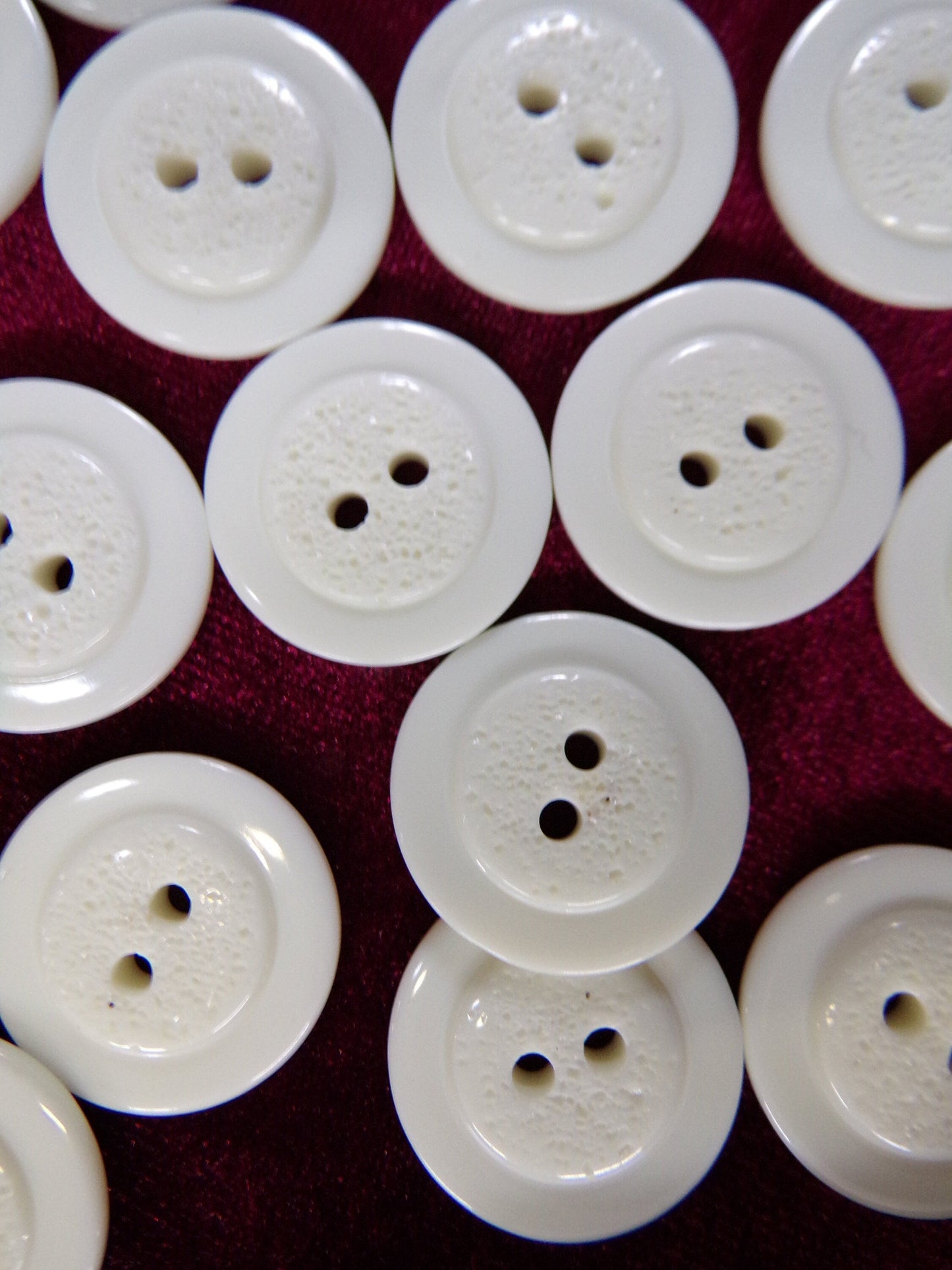 6 pcs, 2-hole 20mm 32L White Buttons, Ideal for Shirts Blouses Trousers Cardigans Coats & Craft