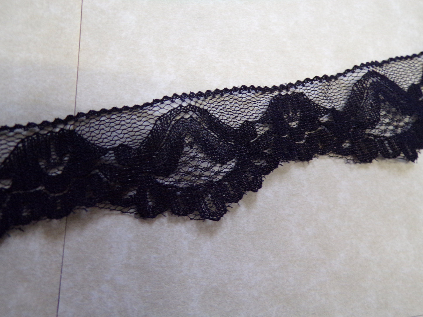 3cm wide Delicate Lace Black or White, Lingerie lace, Decorative Lace for Sewing, Craft, Dress, Top