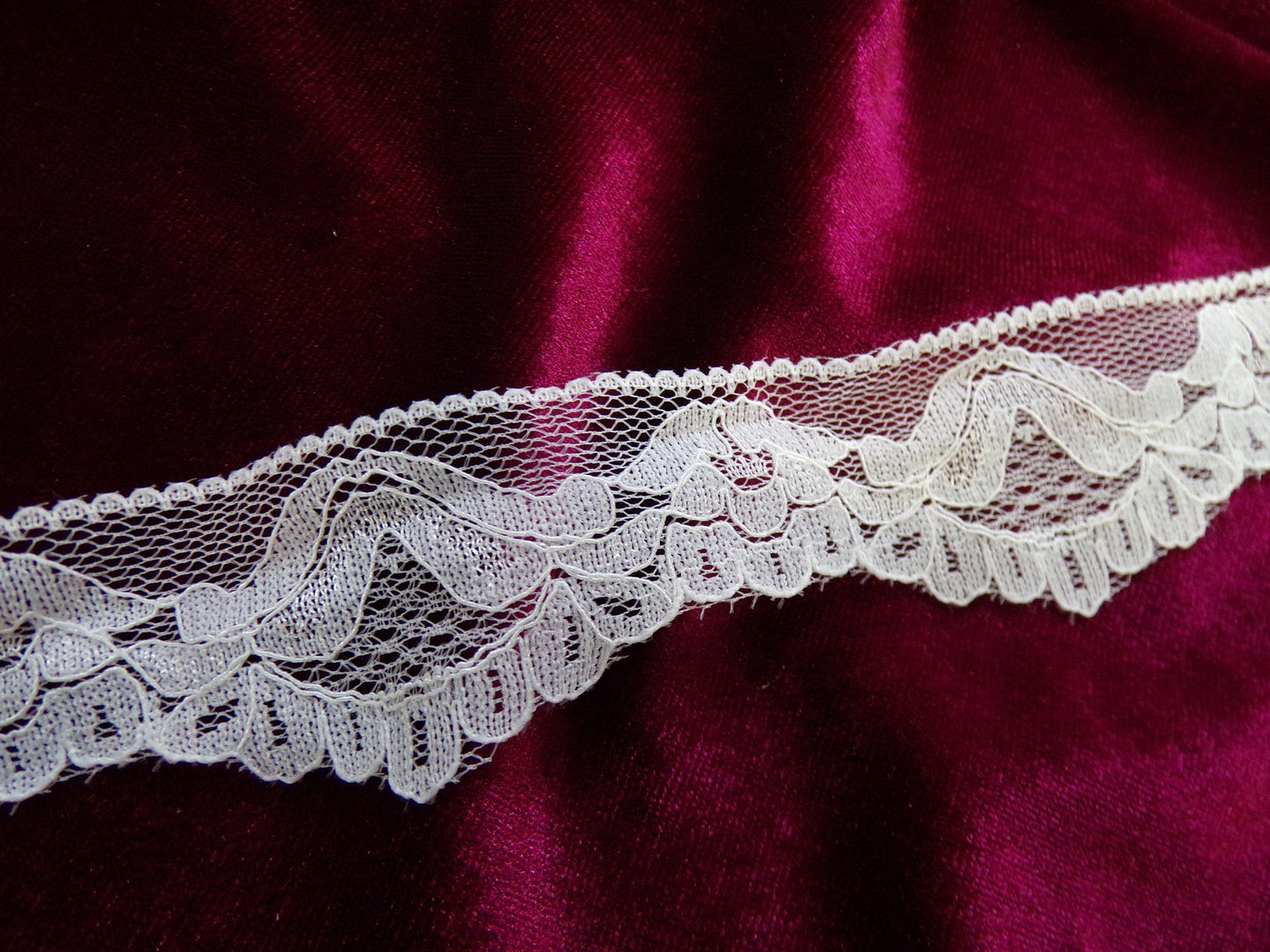 3cm wide Delicate Lace Black or White, Lingerie lace, Decorative Lace for Sewing, Craft, Dress, Top