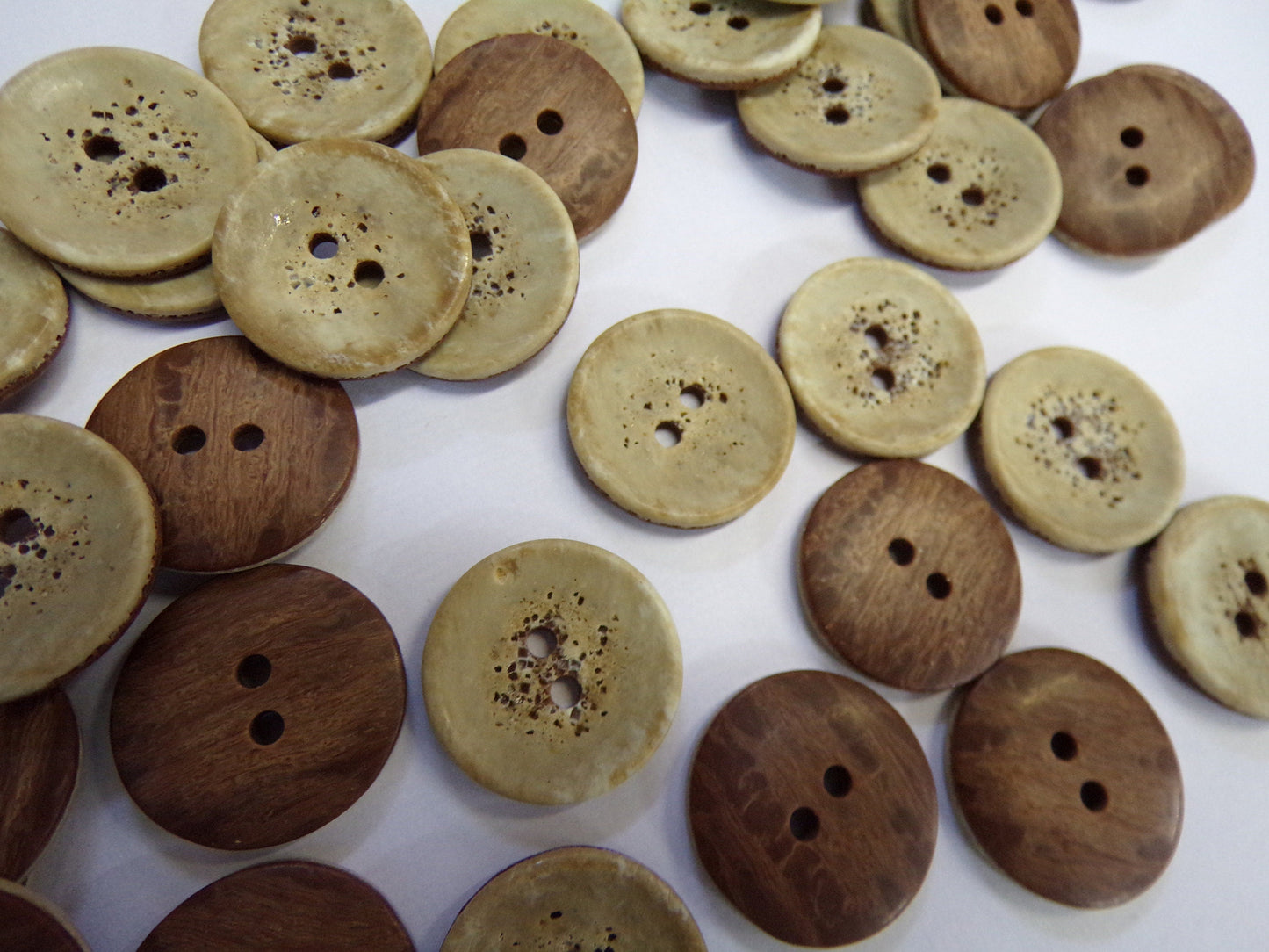 6 pcs Brown Buttons, Beige Buttons, 2-hole 20mm 32L Imitation Wood Pattern, Shirt Buttons, Coat Buttons, Sewing Button
