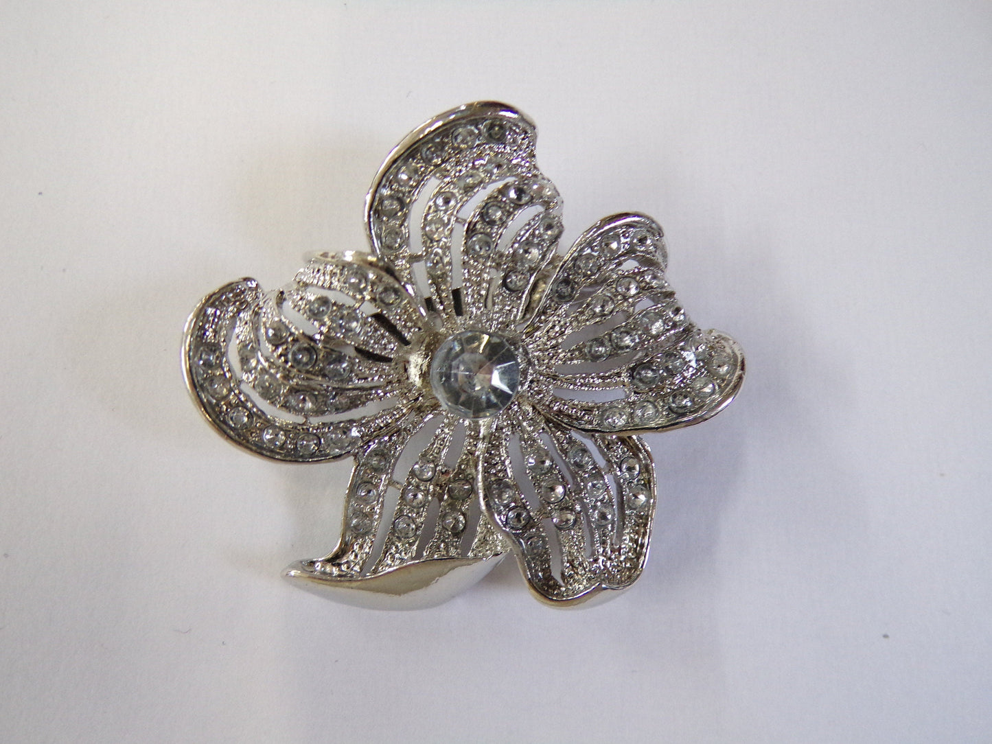 Diamante Flower Brooch, Rhinestone Jewel, 5cm Brooch, Multi Purposes brooch, Sparkling Brooch, Pin-on Brooch, brooch, Silver or Gold
