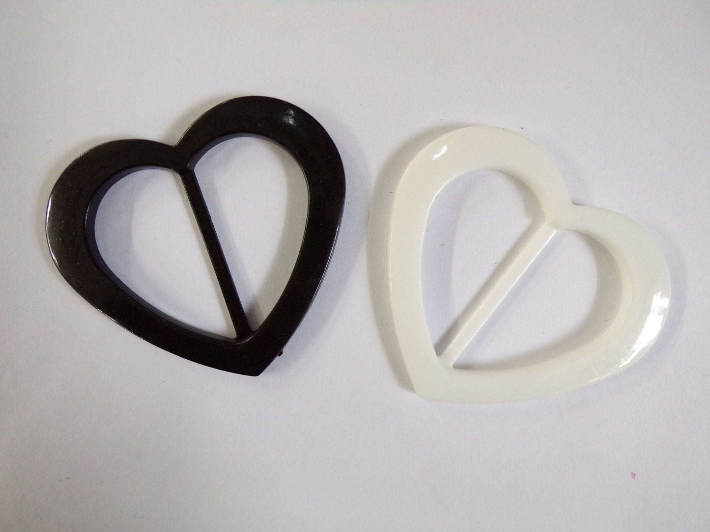 Black White Buckle, 2" Slider Buckle, 40mm 45mm bar, Sewing, Craft, daisy buckle, flower buckle, heart buckle