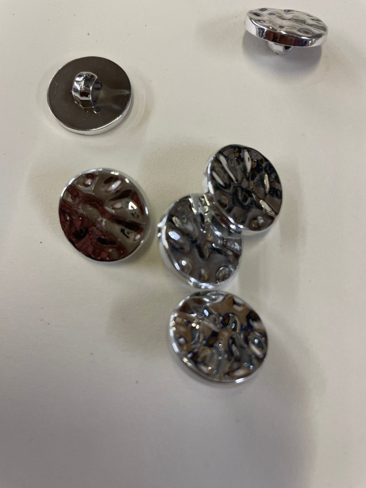 Hammered buttons, 4 sizes, Gold or Silver, fancy buttons, buttons, fashion buttons, 6 pcs, couture buttons, facet buttons