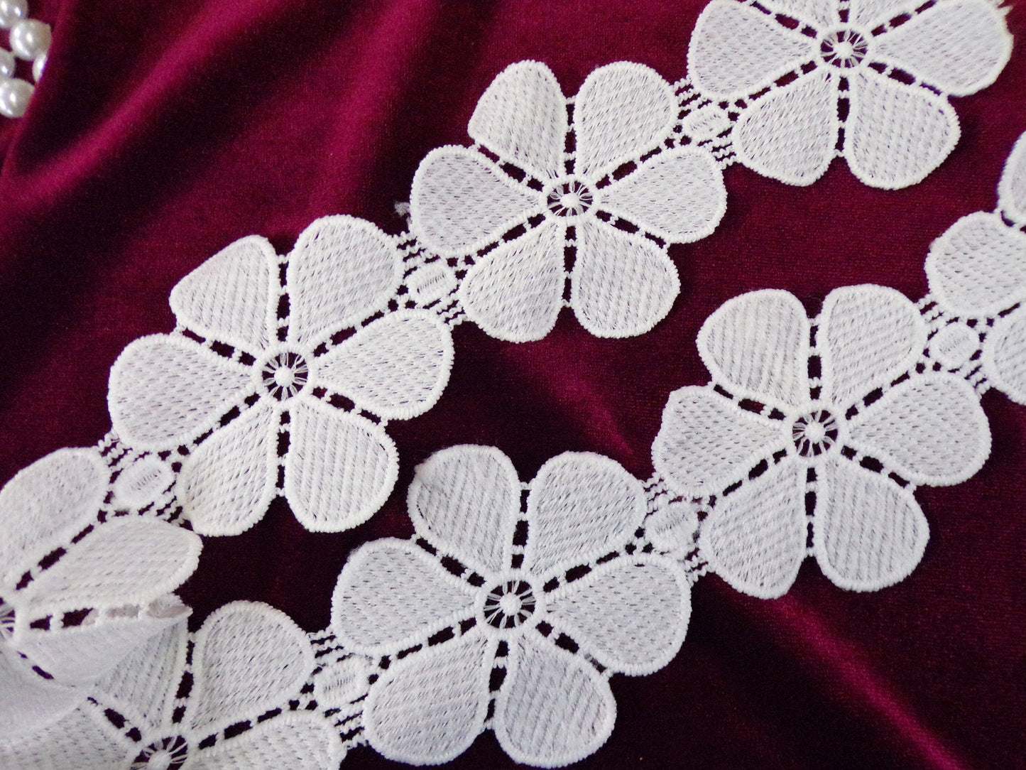 6.5cm White Floral Trim, Floral Lace, Decorative Trim, Flowers appliques for Costume Collar, Headbands, daisy lace, cotton lace