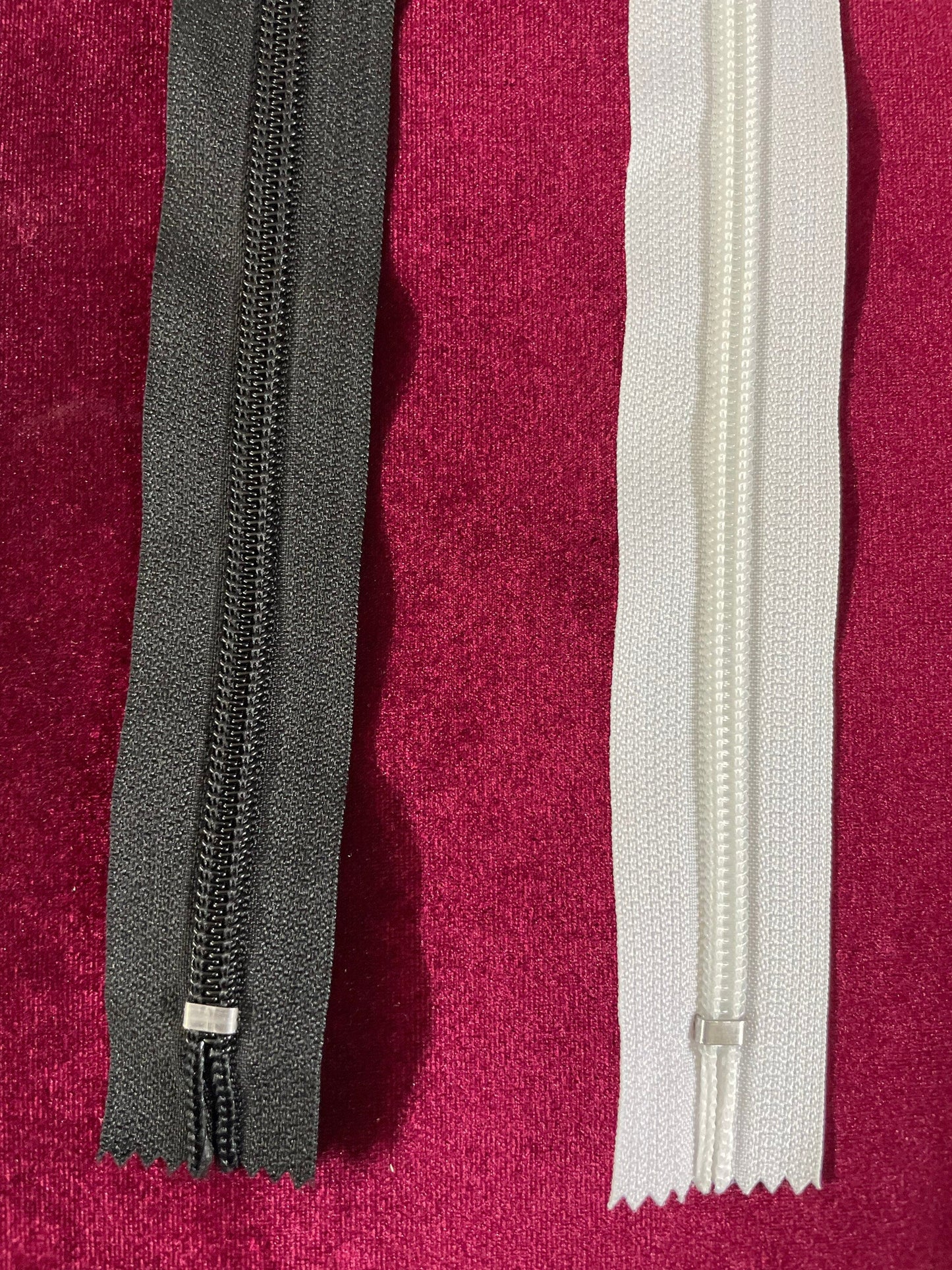 19 inch Nylon closed end zips, one size zips, zips, nylon zips, 48 cm length Zip