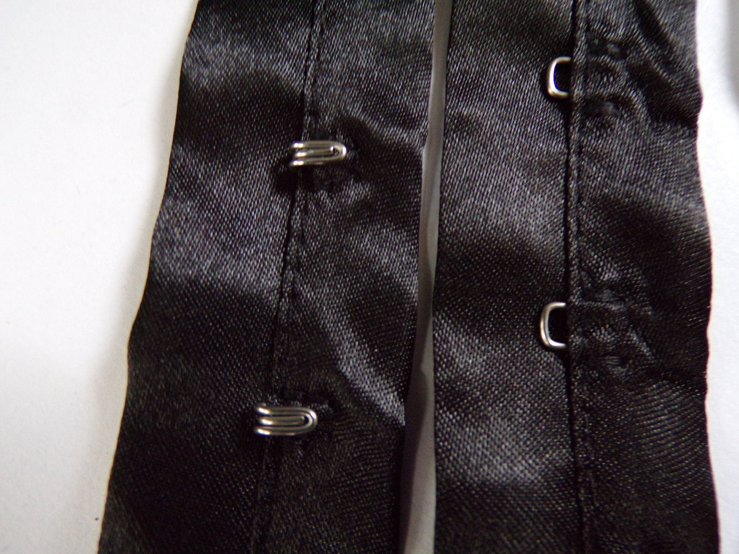 25mm Satin Hook and Eye Trim, Black White Tape hook and eyes, Dressmaking, Corset, Costume, Fastening for all garments, hook and eyes, satin