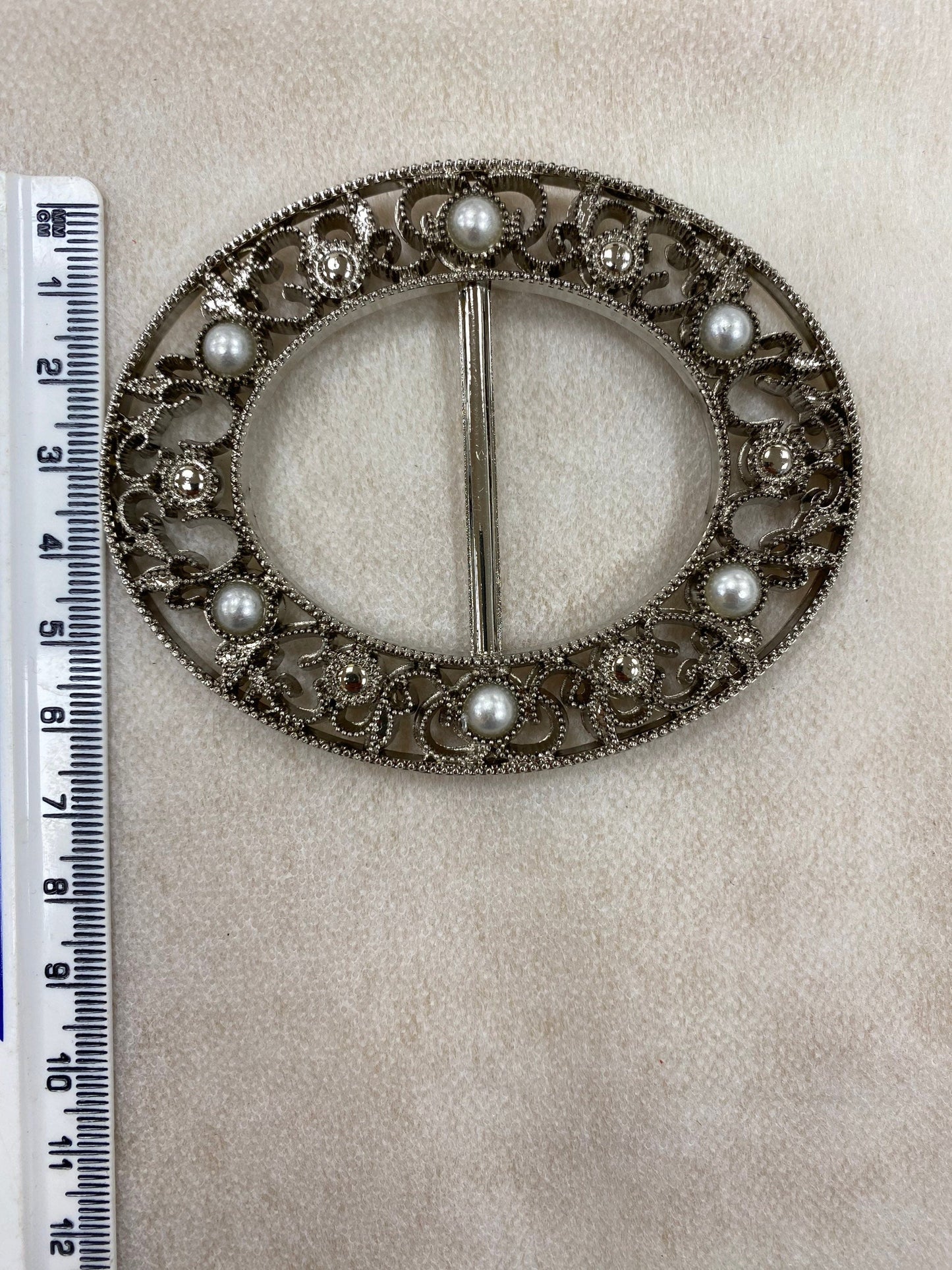 Silver Plastic Buckle with Pearls, oval buckle, 4cm bar