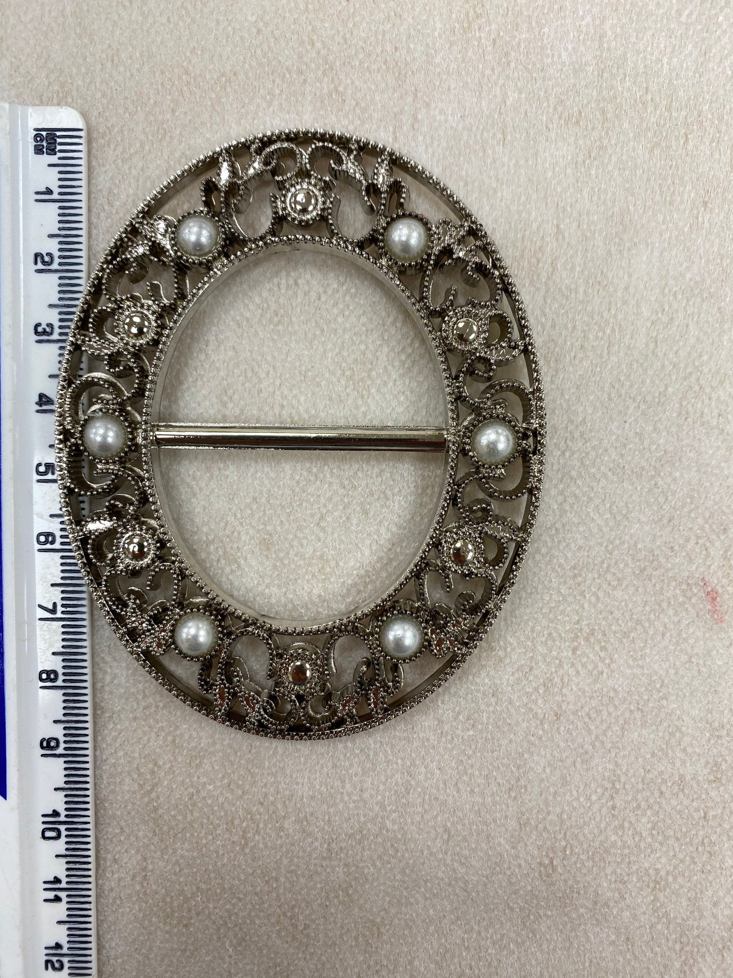 Silver Plastic Buckle with Pearls, oval buckle, 4cm bar