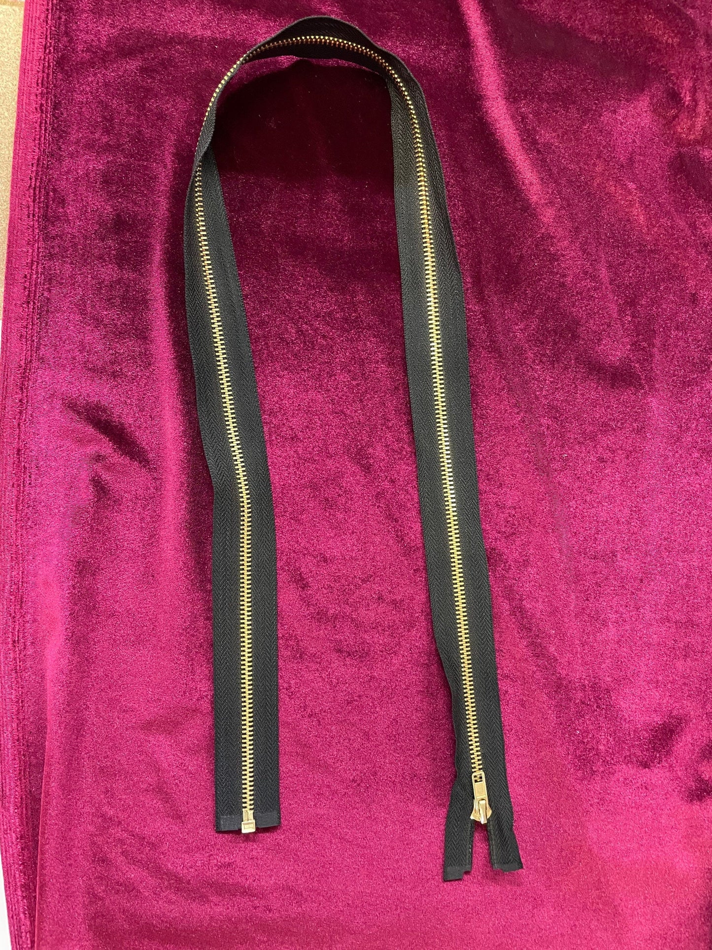 22”, 24”,35” zip, gold zip, open end jacket zip, jacket zip, dress zip, metal open zip, long zip