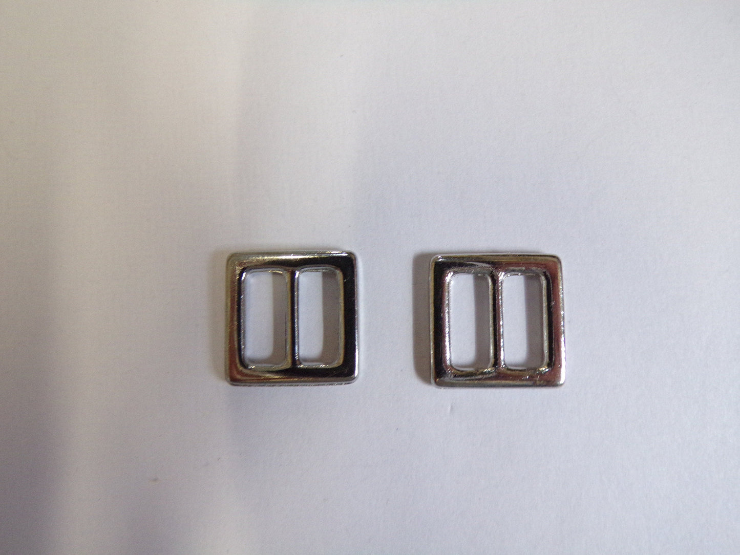 17mm*17mm Metal Silver Buckle 12mm bar, Belt Buckle, Bag Buckle, Swimwear, Dancewear, Sewing, Knitting, Craft