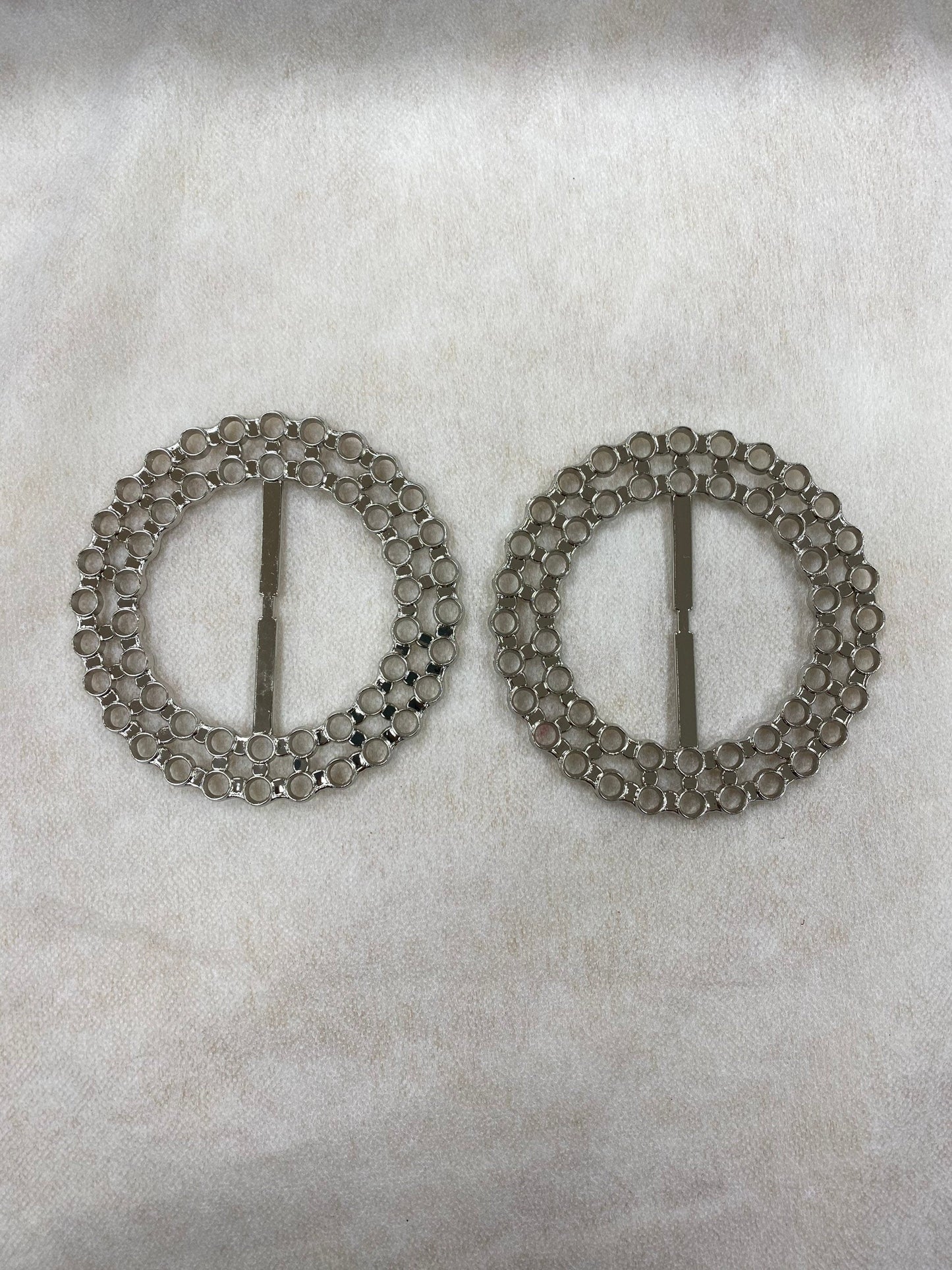 Plastic Buckle, Silver Light weight buckle, Round Shaped