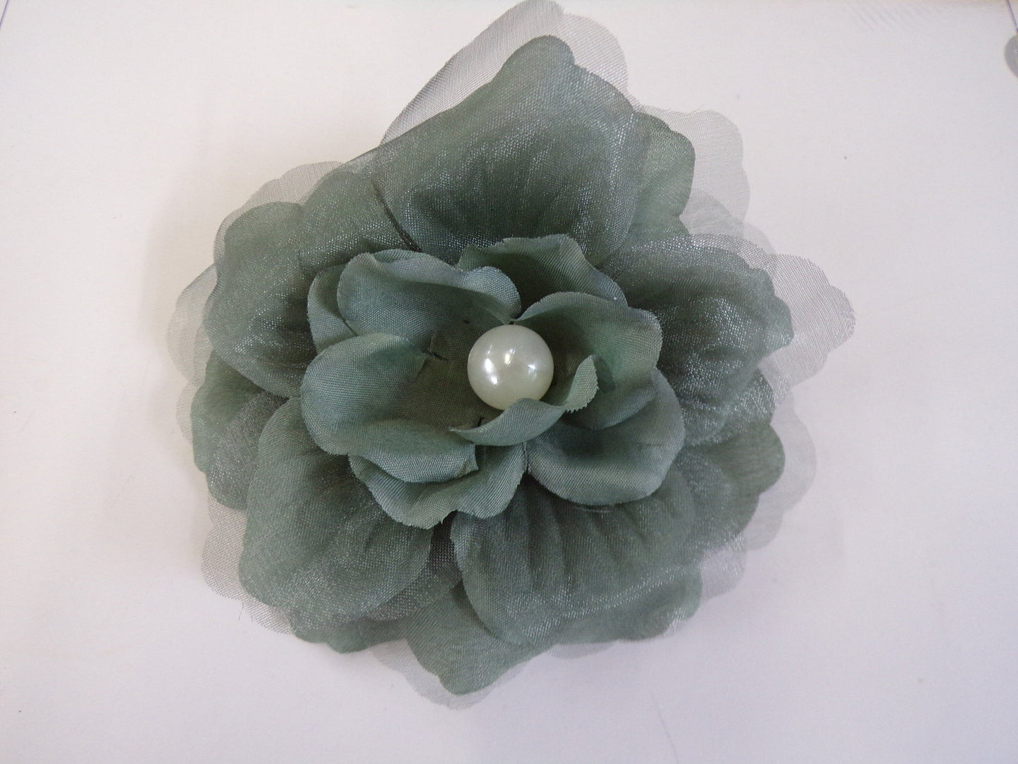 Organza Flower Brooch, Wedding Corsage, Wedding Accessories, Flowers brooche