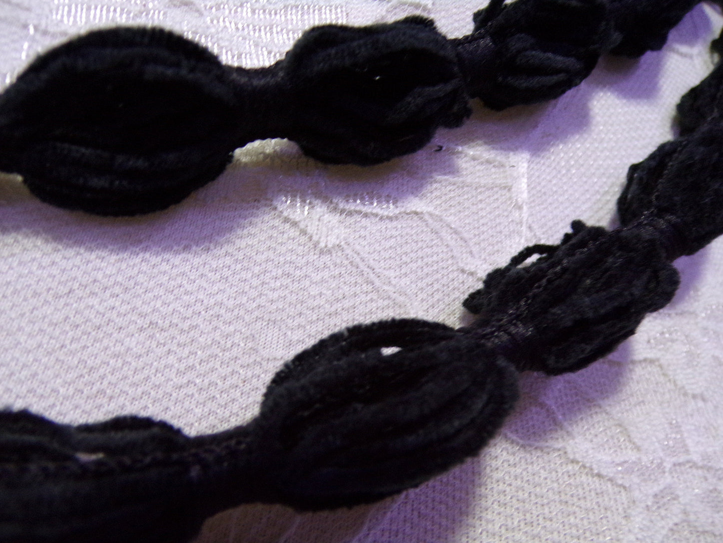 1mtr Black Velvet Trim, Decorative Trim for Sewing, Craft, Home Decor, 2cm wide