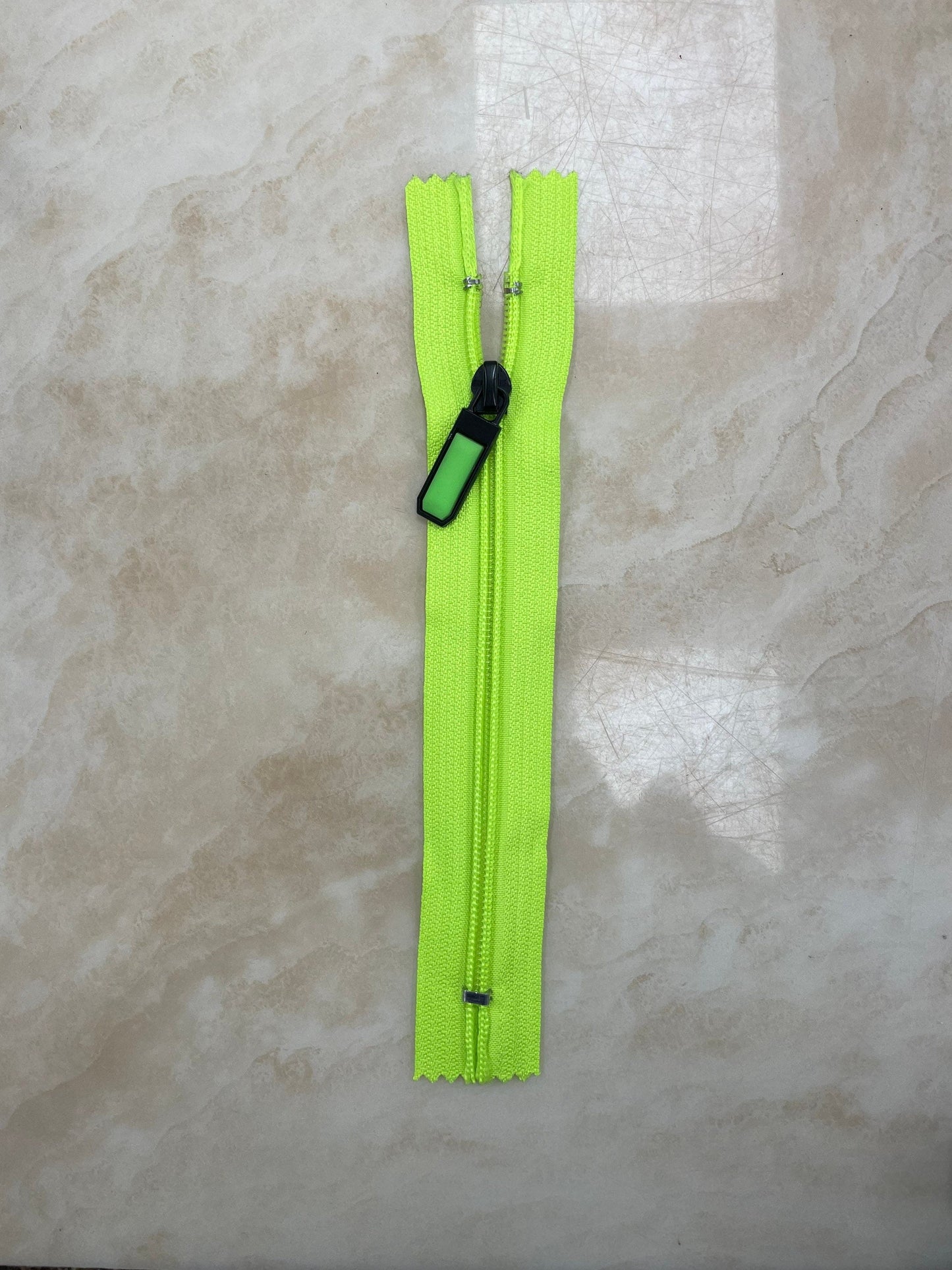 Activewear zips, zips, sports zips, zips, 7” zips, flo zips, 2 pc
