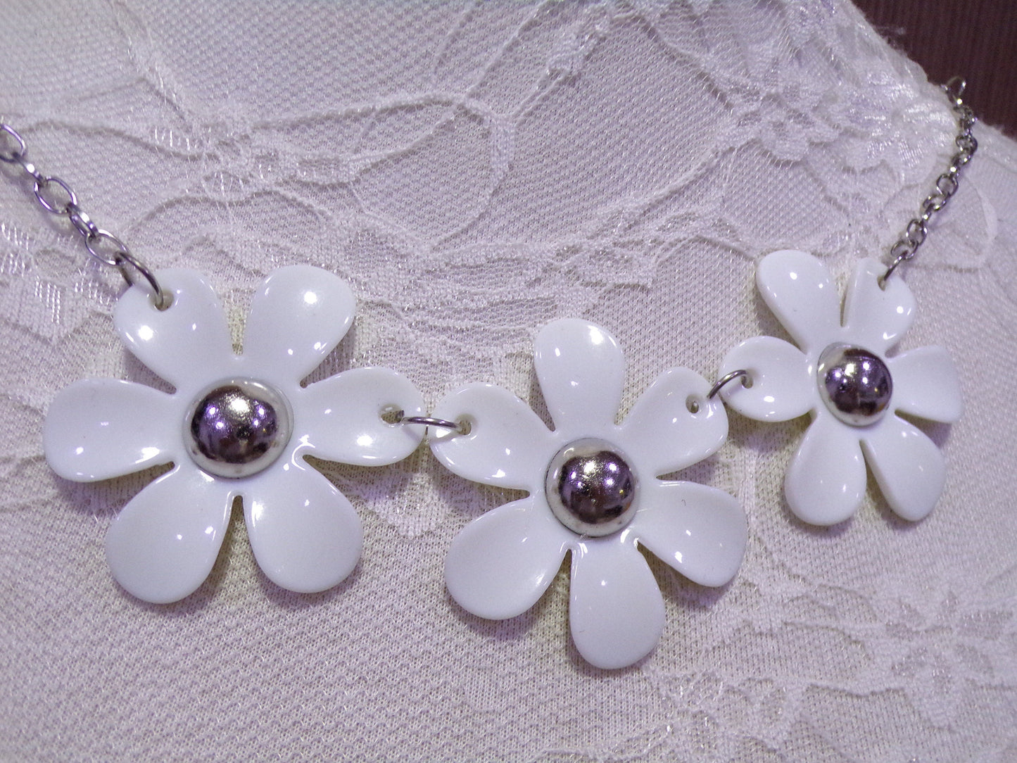 Jewel Floral Neck Trim with clips, Daisy Necklace, Choker Jewel Piece, Jewellery