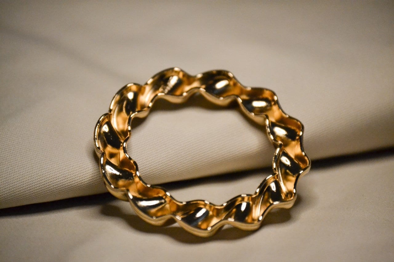 Vintage Twisted Buckle, Gold Colour Twisted Shape Buckle, Metal Buckle, Textured Buckle, Gold Ring, Spiral Ring, Vintage Buckle, hammered