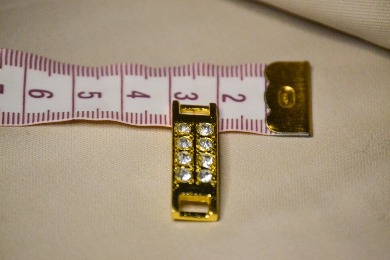 Diamante Gold / Silver buckle, Accessory buckle, Zipper Pullers, Gold buckle, Attachable Accessory, Zips, Buckle, Diamante, Accessory