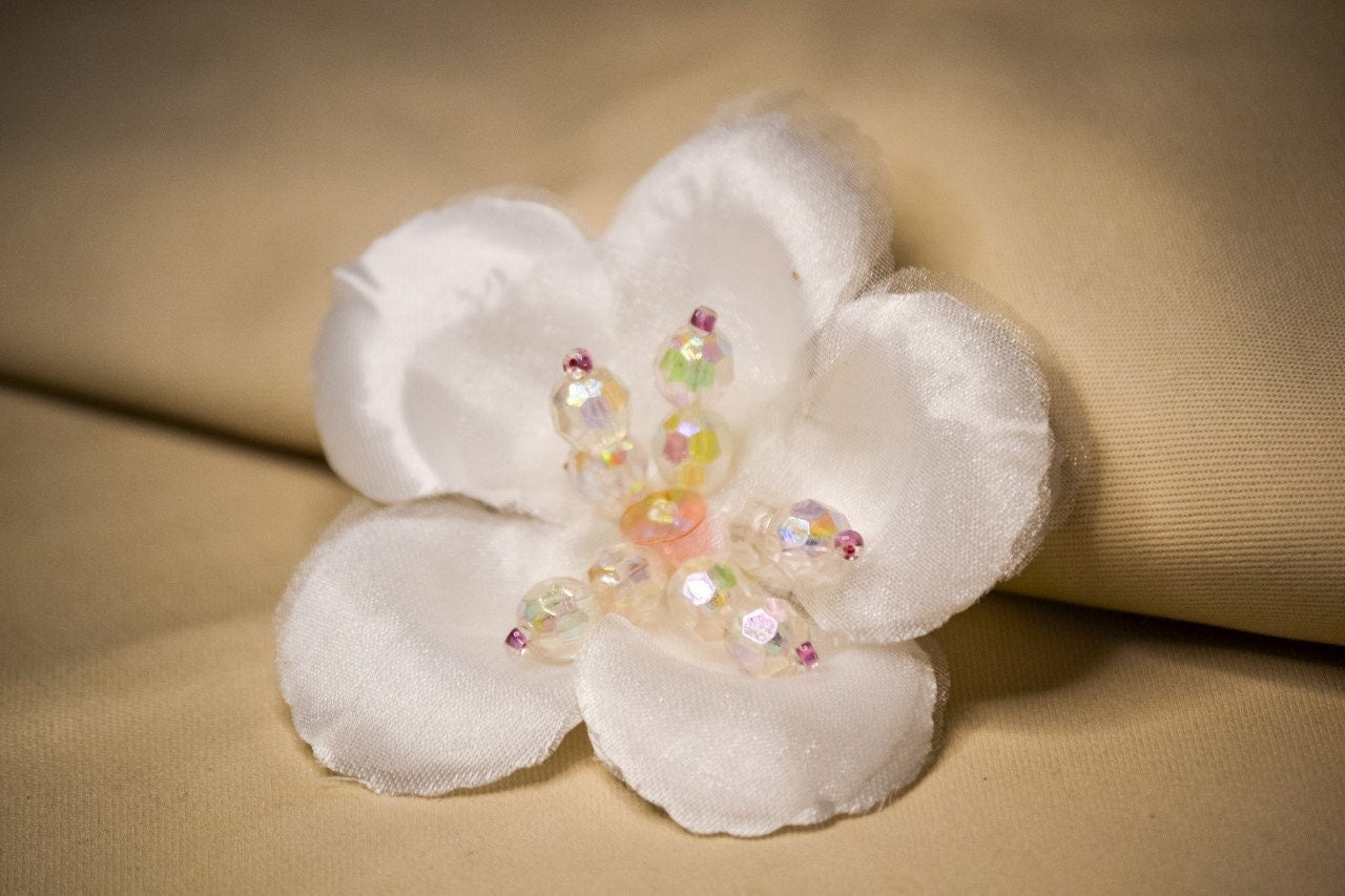 Flower Corsage Pin, Flower brooch, Occasional Flower pin