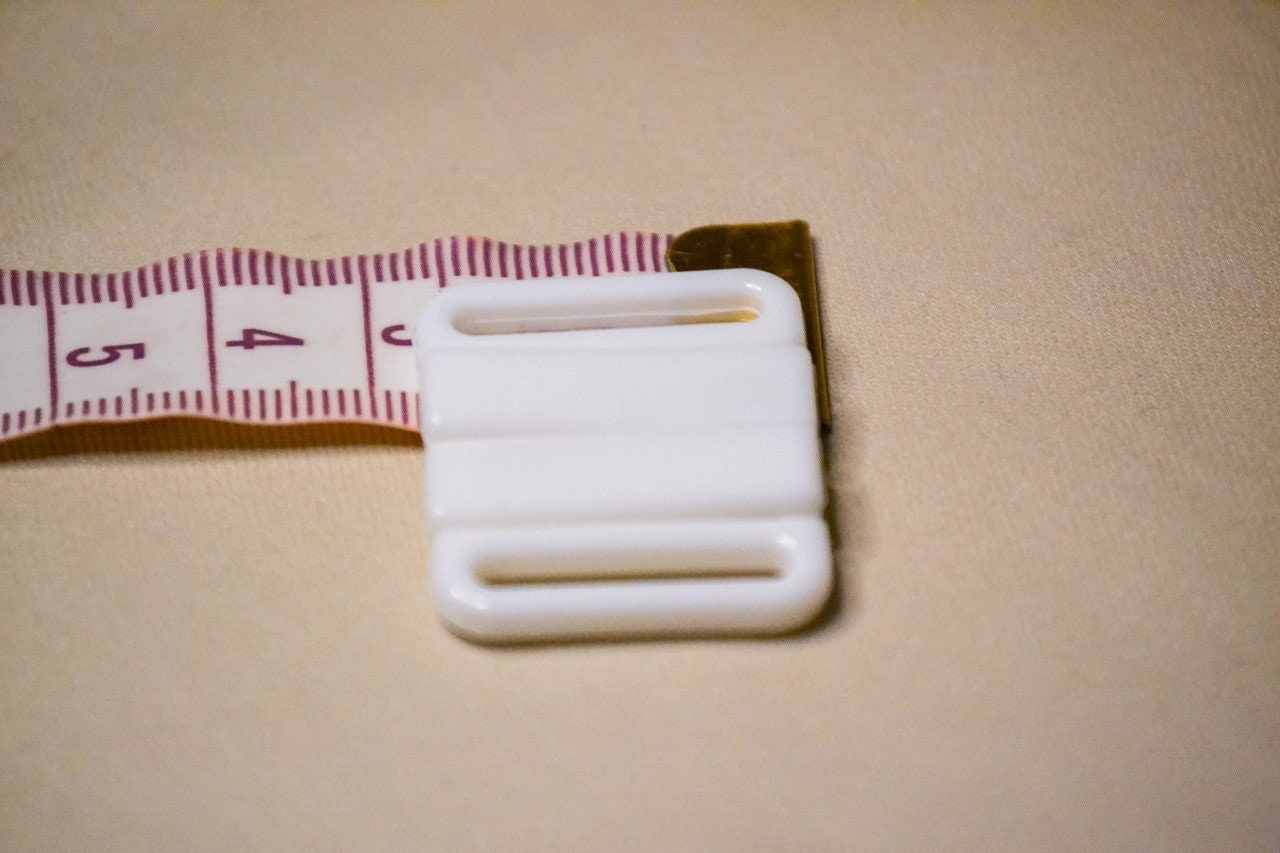 Bikini Plastic Buckles, Bikini Clasp, Fasteners, Hooks, Swimsuit Fastener, Hook and snap, swimwear clasp