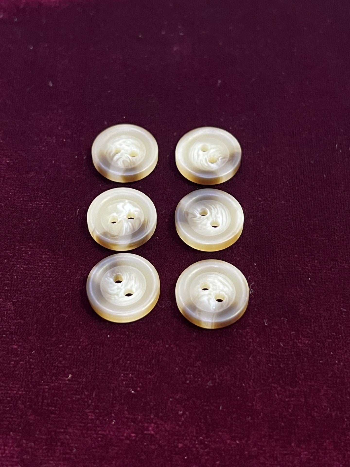 6pcs, Horn Buttons, brown buttons, 12.5mm 20L, 15mm 24L, 25mm 40L, 2 hole button, brown buttons, 3 sizes matching buttons. Bone buttons
