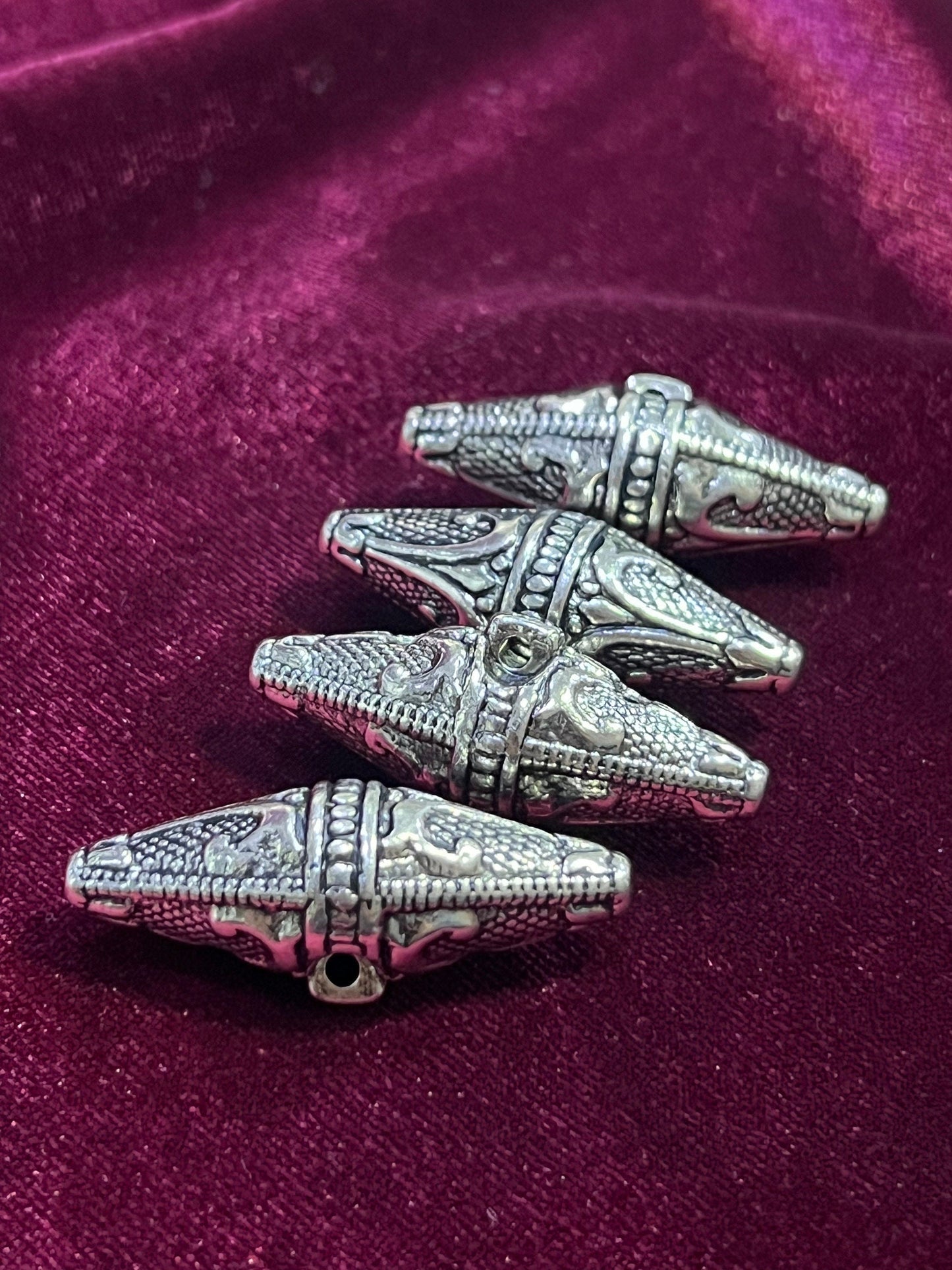 Antique Silver Toggle Buttons, Vintage Toggle Button, Sewing, Knitting, knitwear button, knitwear buckle, toggles