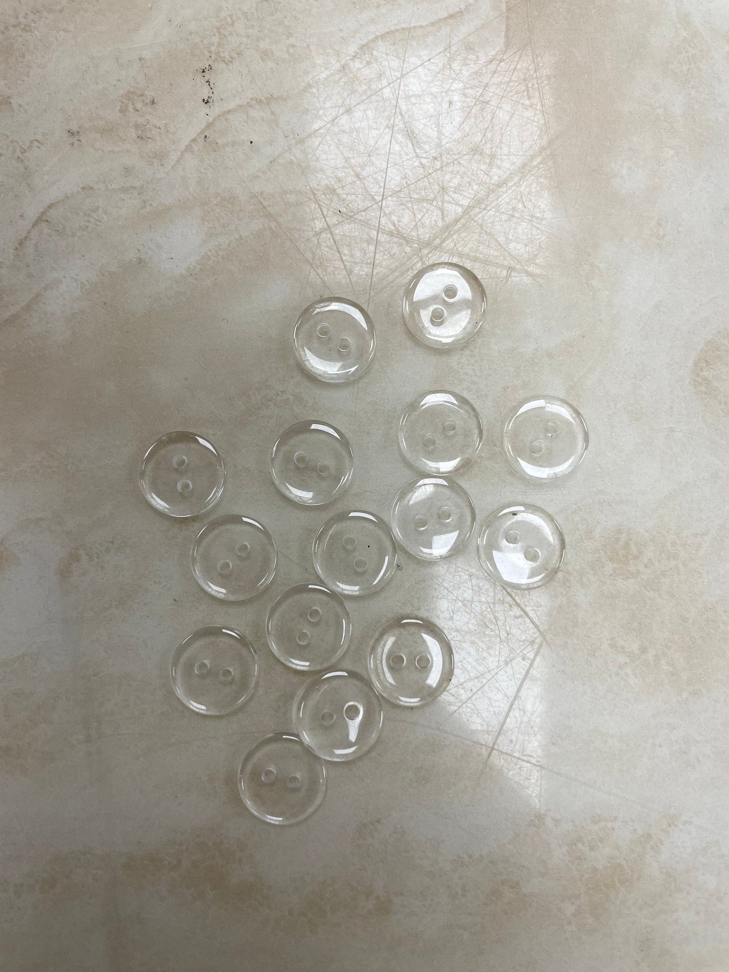 Clear buttons, shirt buttons, jigger buttons, blazer buttons, dress buttons, buttons, 20l button, 28l buttons.