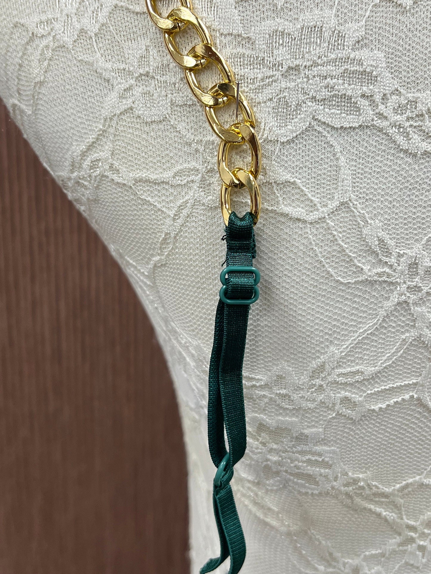 7mm Green with gold chain Adjustable Bra Straps, Fashion Bra Straps, Straps for Lingerie, Tops, Underwear, Swimwear, bra accessories, chain