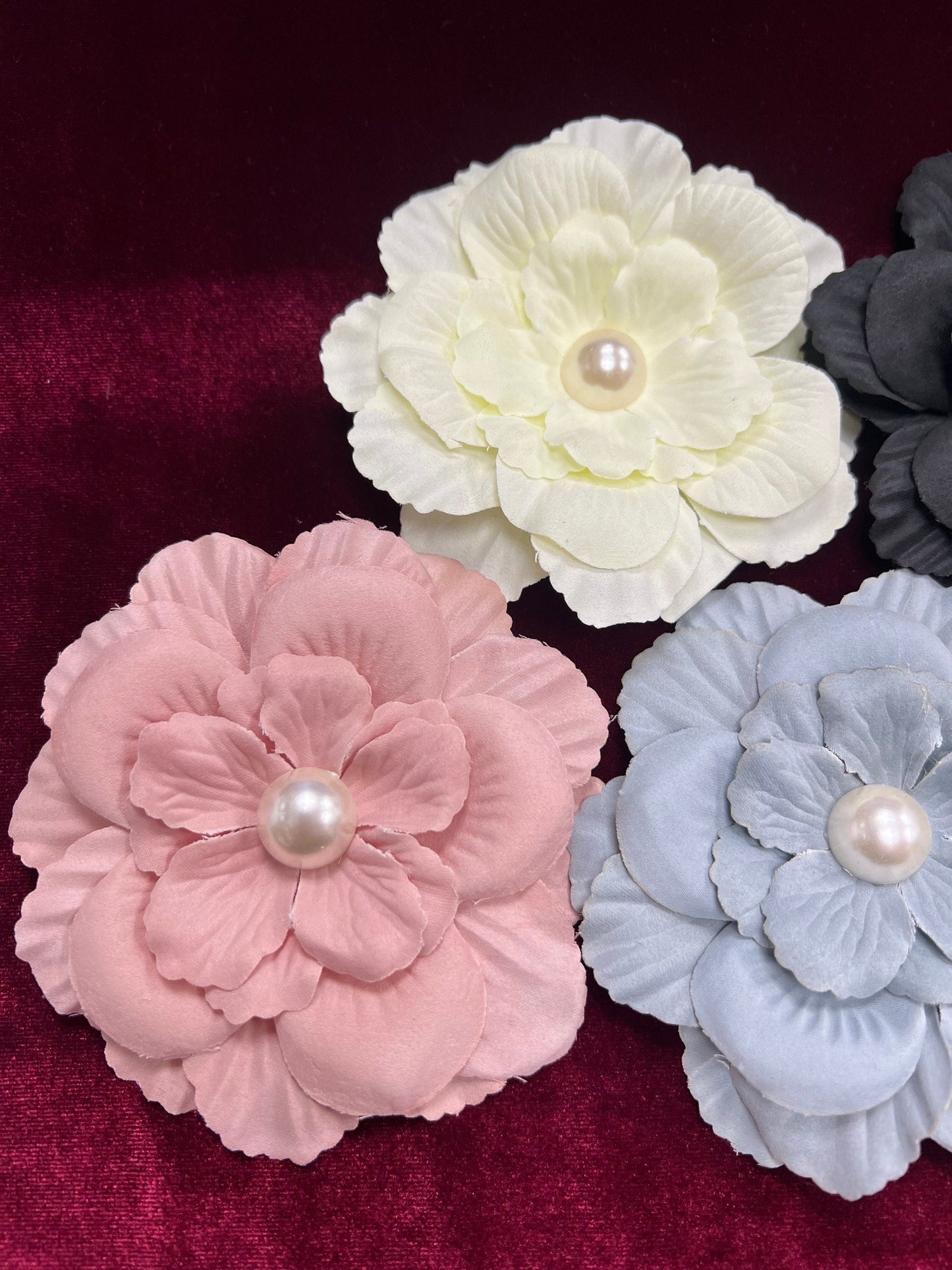 Flower Brooch, Wedding Corsage, Wedding Accessories, Bridal Flowers brooches, Flower brooches made from fabric