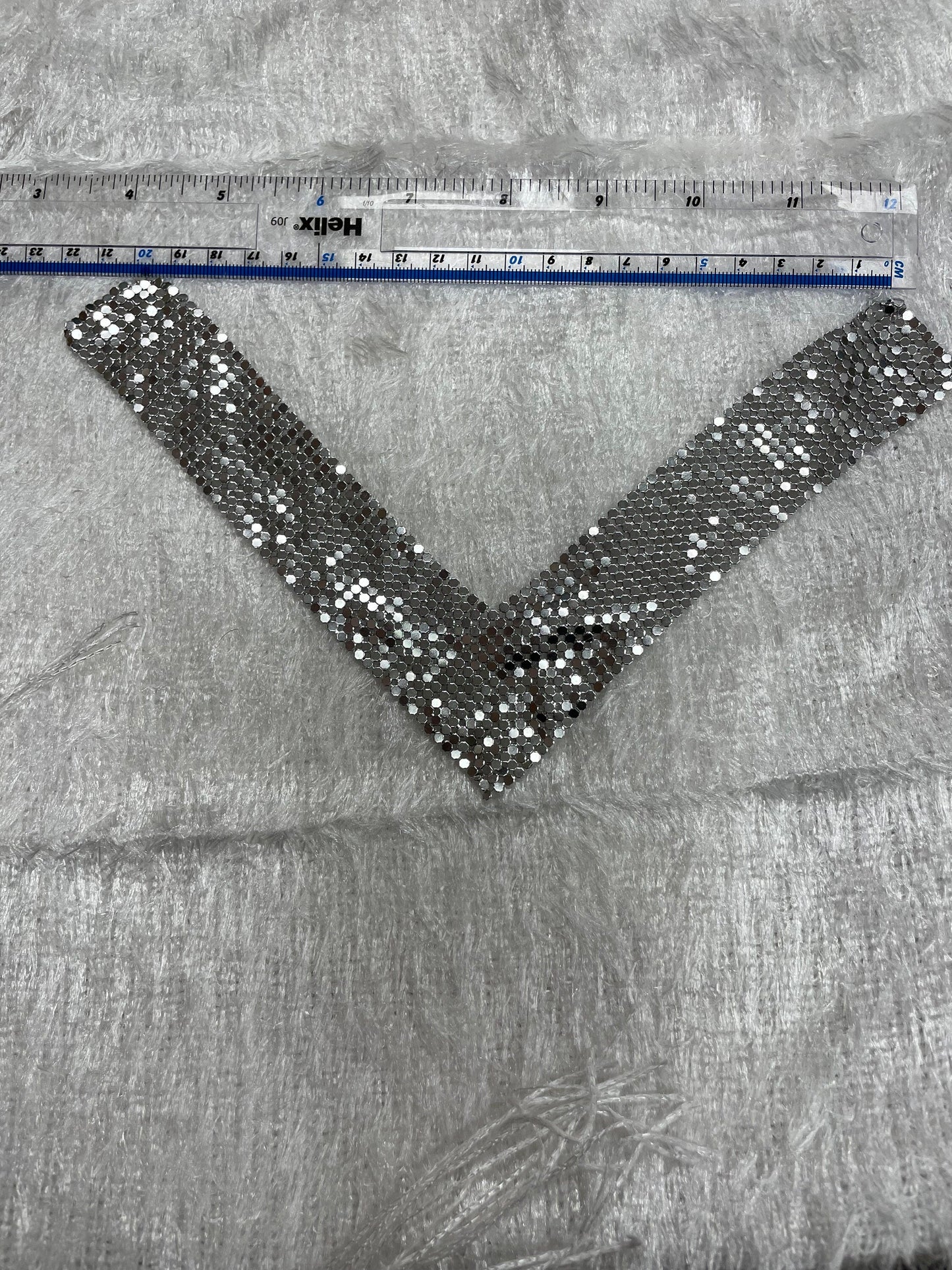 Chainmail neck trim, neck trim, Chainmail