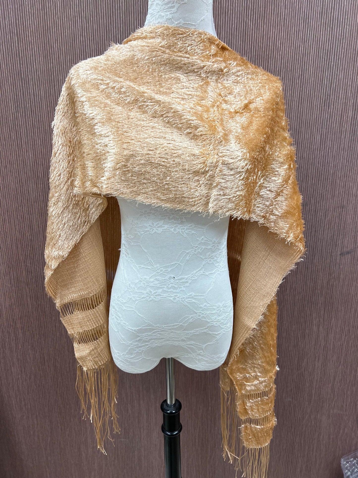 Beautiful Shawls, Wedding Shawls, Wedding scarfs, Fur Shawls, Embroidered shawl, White Shawls, Soft Shawl, Soft large scarf, skirt wrap