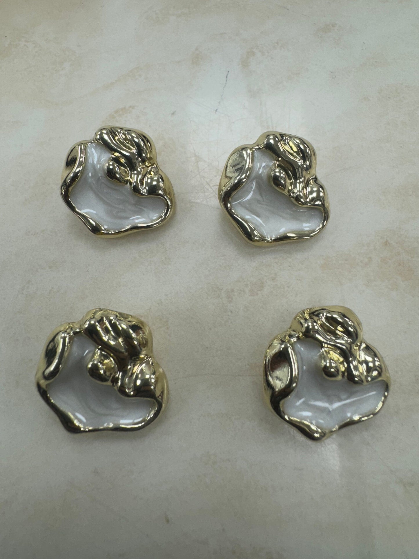 Oyster button, oyster, metal buttons, gold buttons, gold white buttons, 19mm buttons, white and gold buttons, buttons