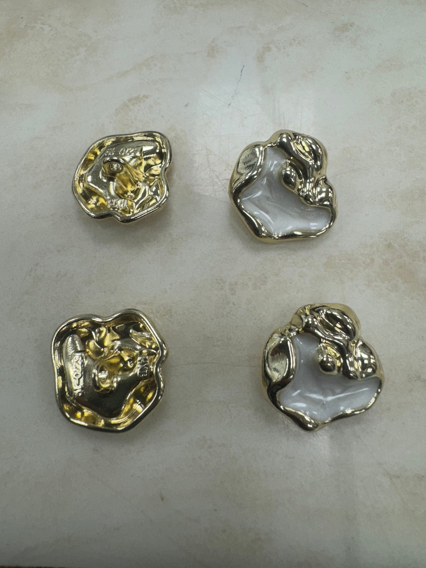 Oyster button, oyster, metal buttons, gold buttons, gold white buttons, 19mm buttons, white and gold buttons, buttons
