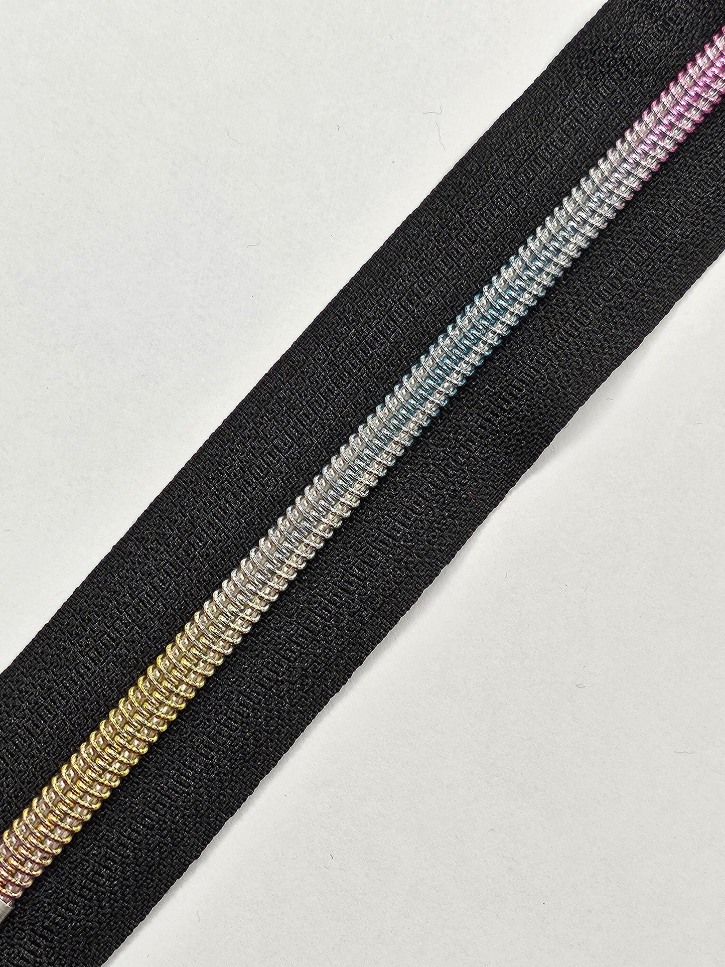 6" Closed ended Zip, rainbow chrome zip, metal slider/puller