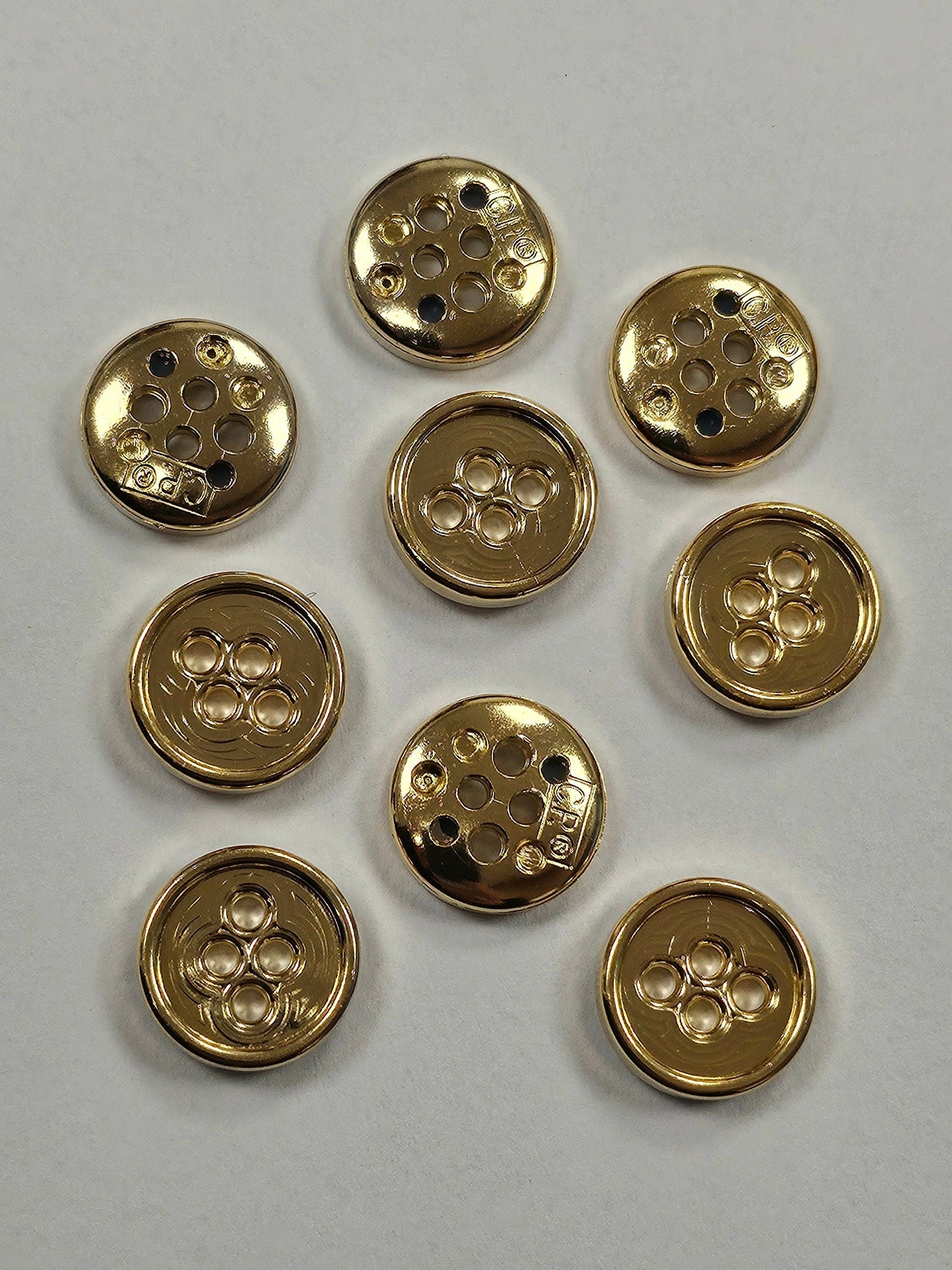 22L buttons, 4 hole buttons, gold buttons, gold plastic buttons, gold 4 hole buttons
