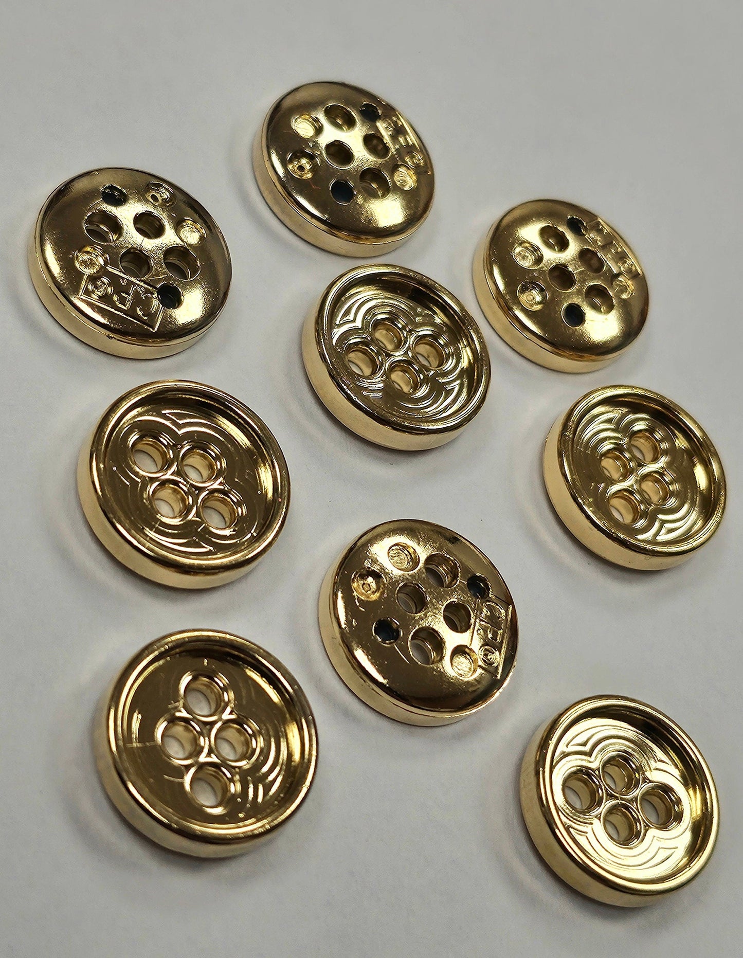 22L buttons, 4 hole buttons, gold buttons, gold plastic buttons, gold 4 hole buttons