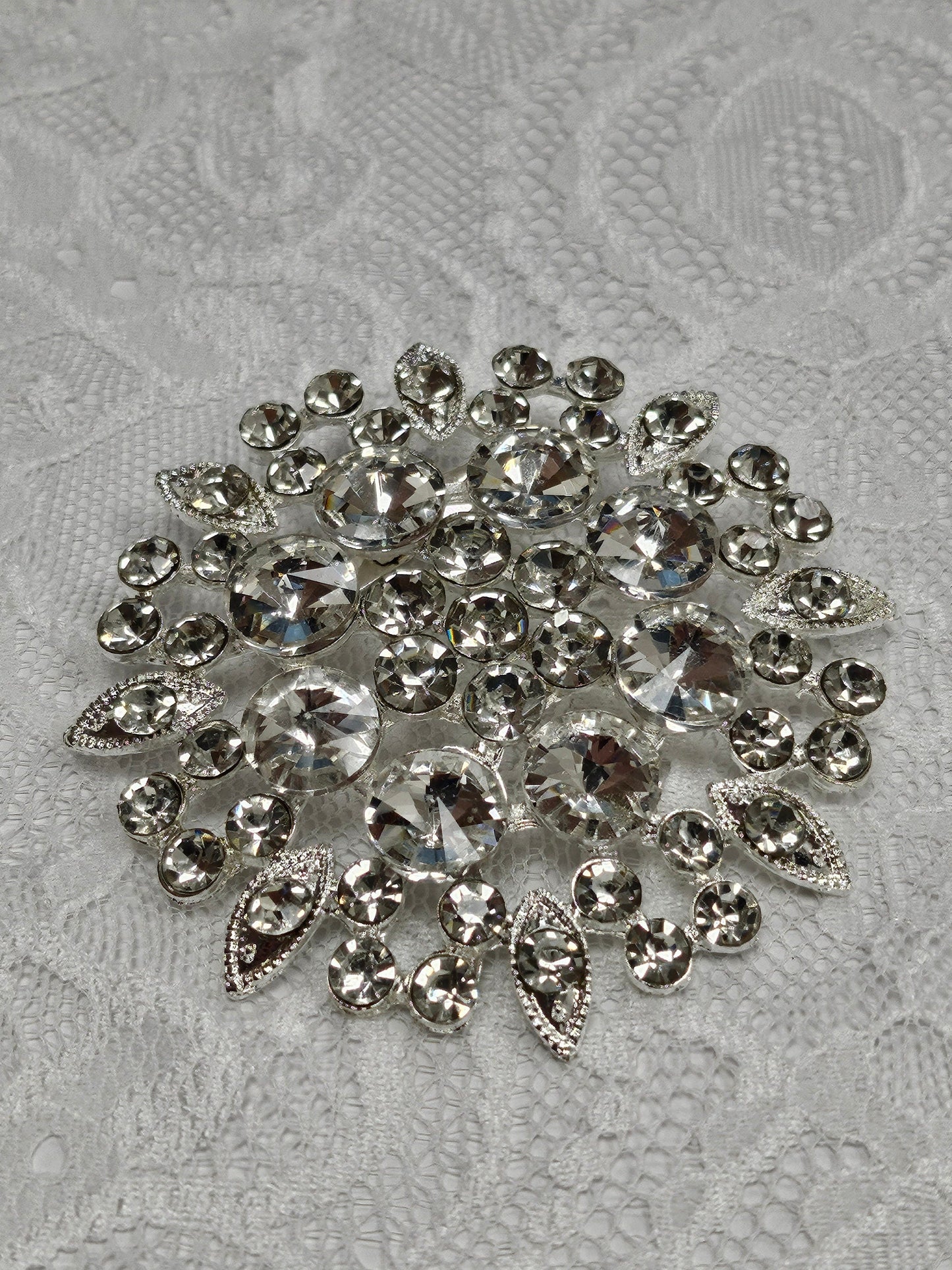 6.5cm Diamante brooch, floral brooch, flower brooch, rhinestone brooch, metal pin, Silver pin