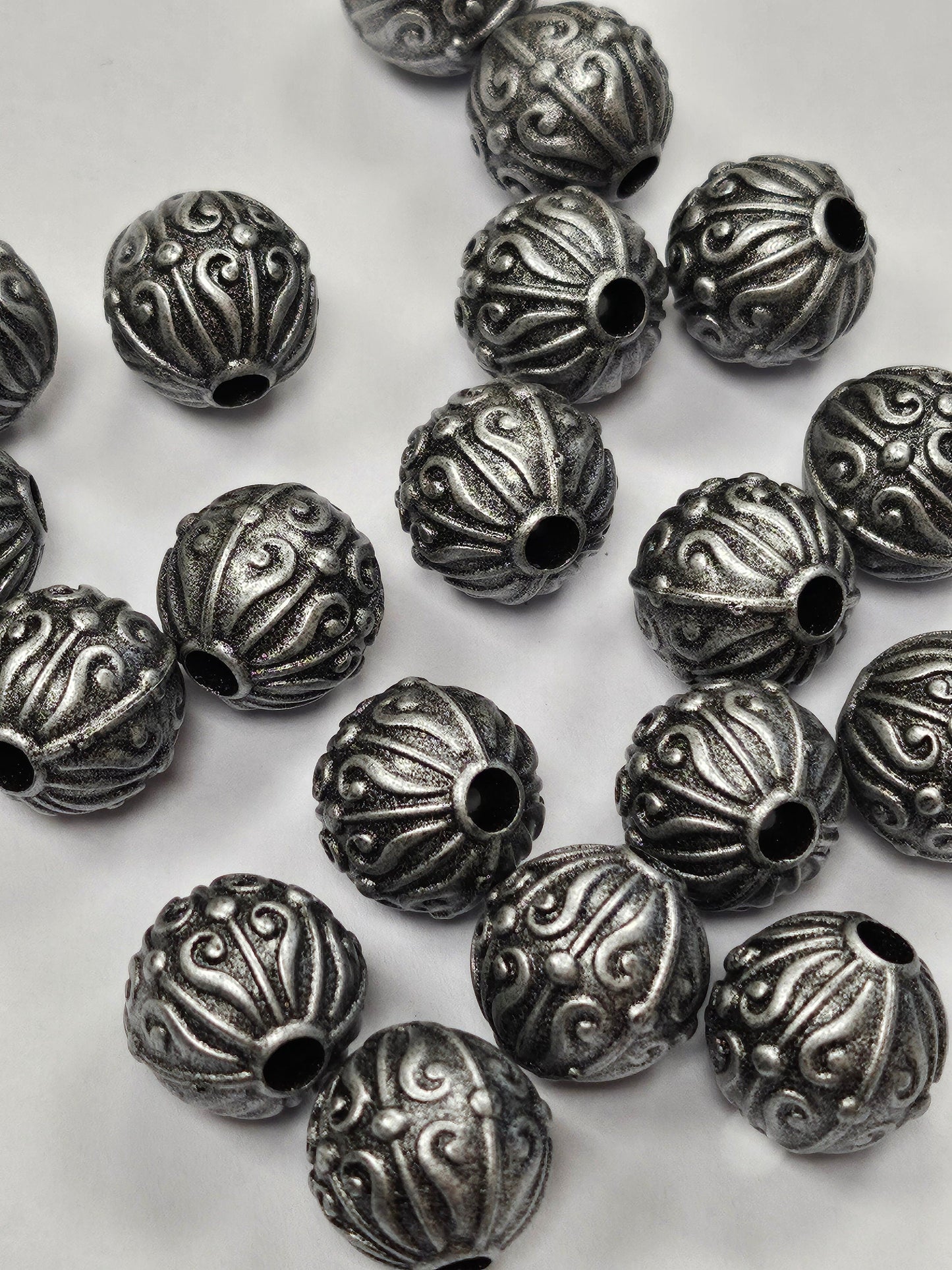 24L (15mm) Antique Beads, Silver beads, vintage beads, decorative beads, craft, jewellery