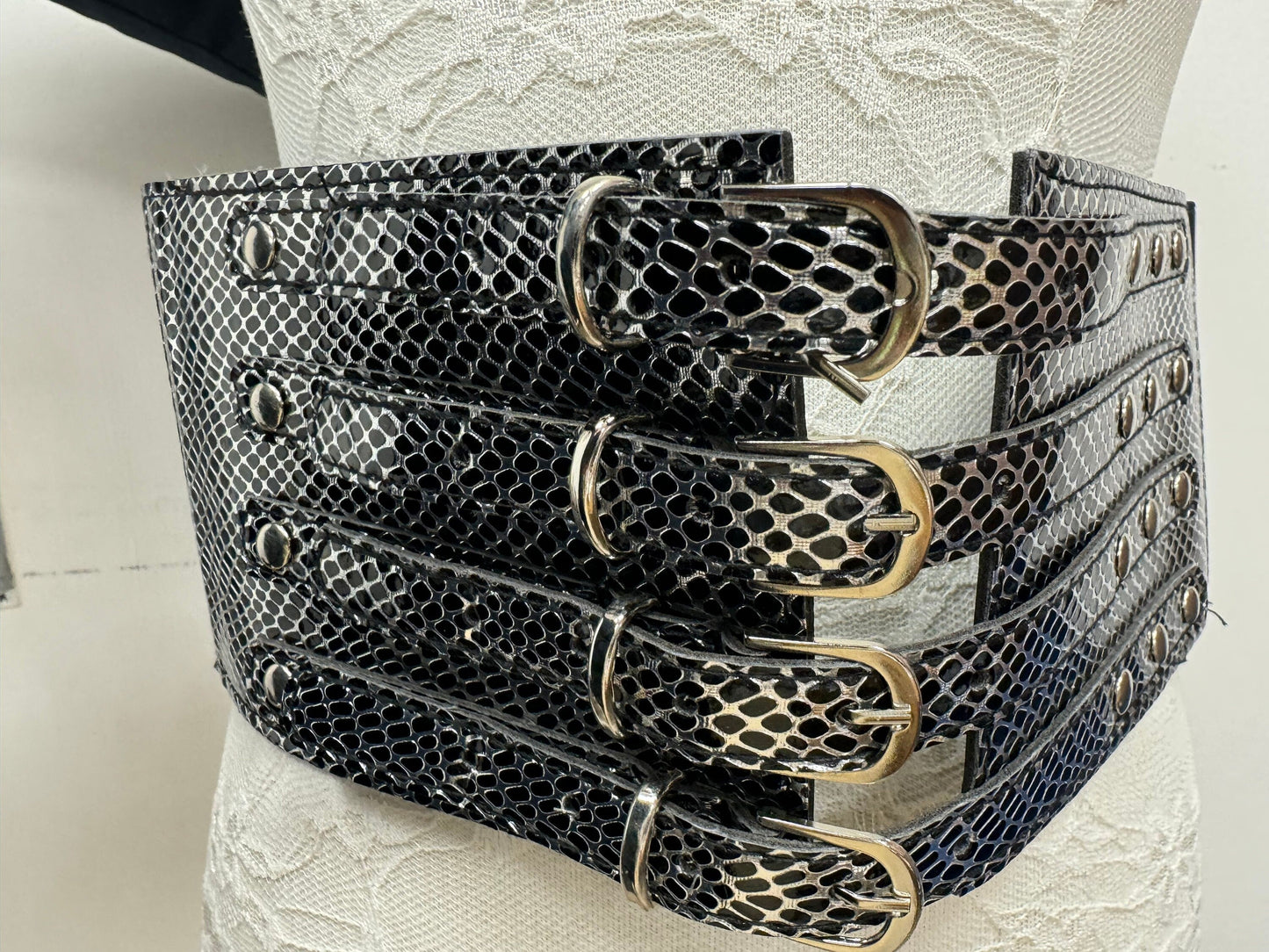 Plus size belt, Elastic belt, snake belt, faux snake belt, corset belt, faux skin corset belt, 4” belt